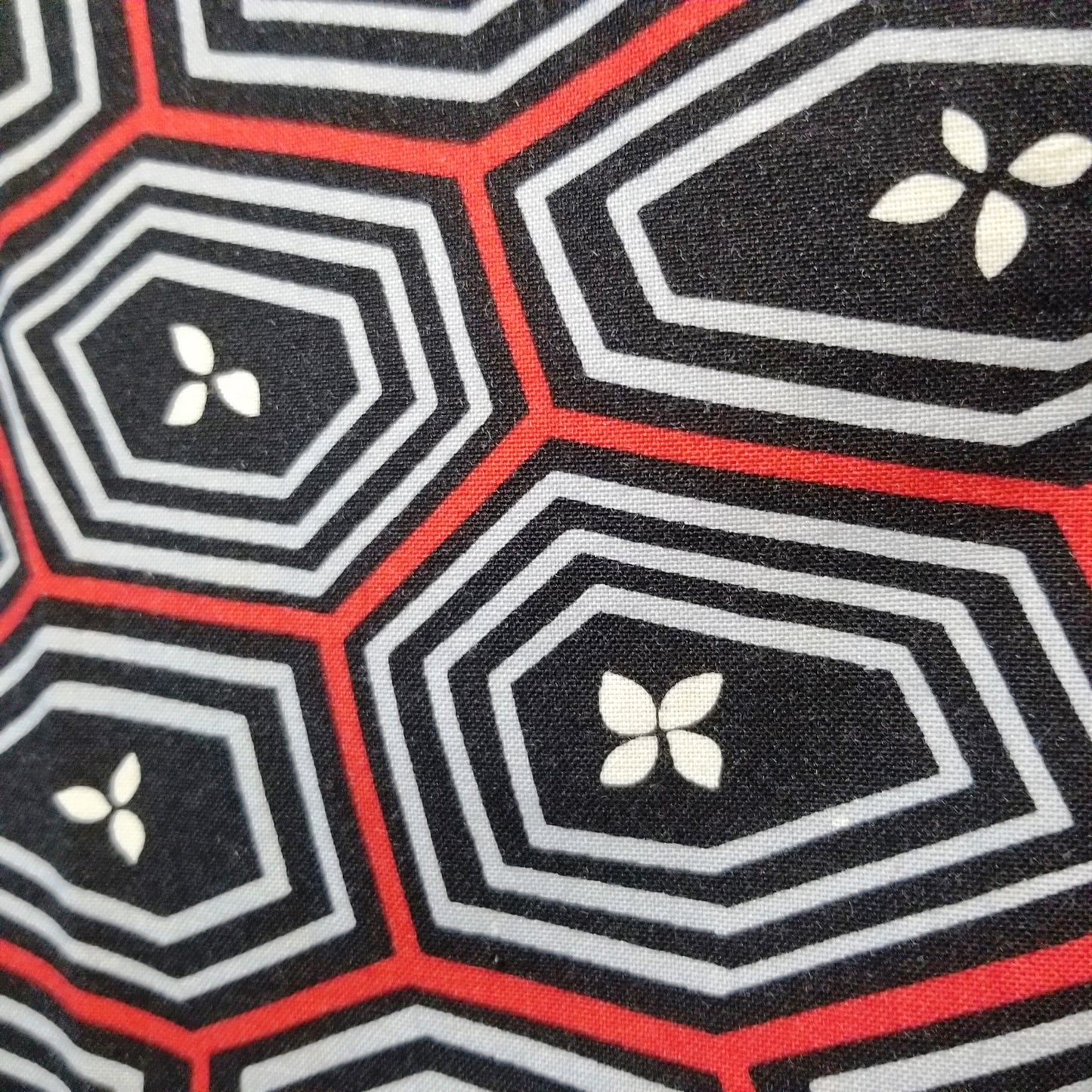 "Nested Petals" Woman's Michiyuki