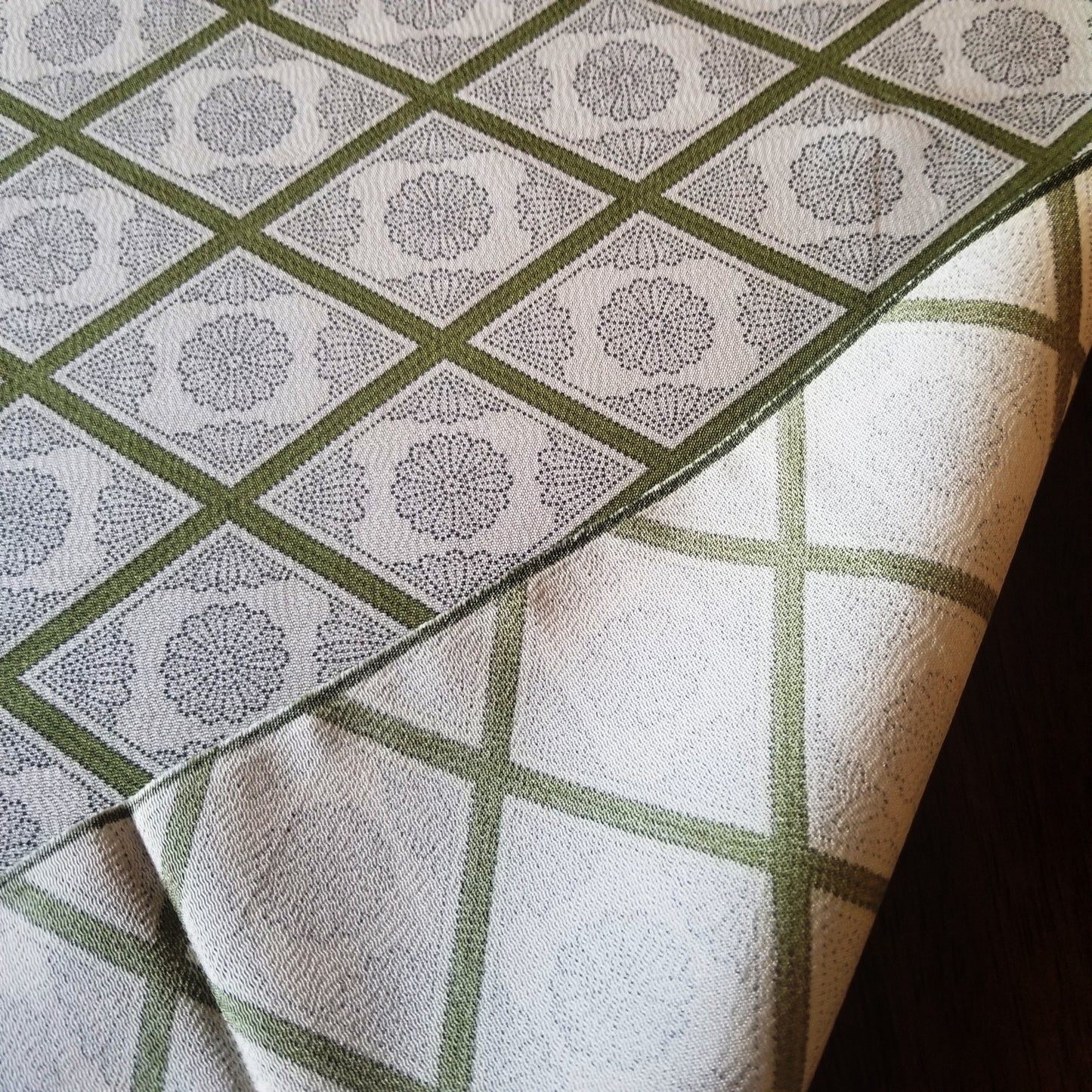 "Behind the Screen" Kimono Yardage