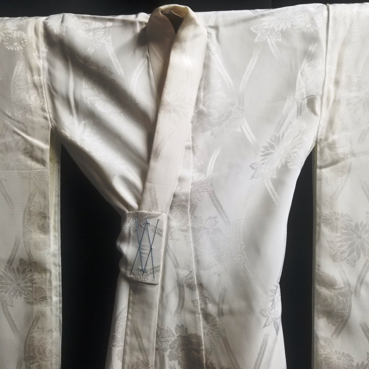 "White Floral" Vintage Girls Underkimono