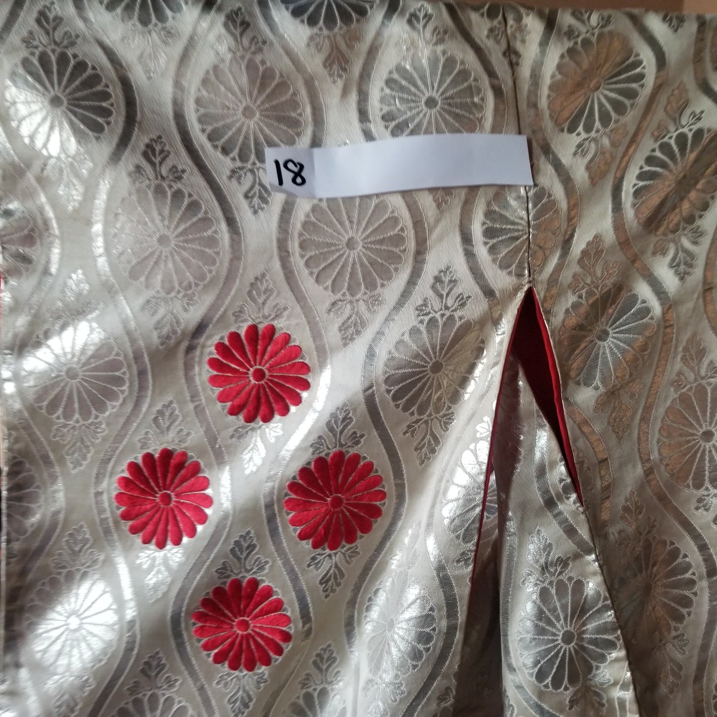 Blemished Wedding Kimono 18