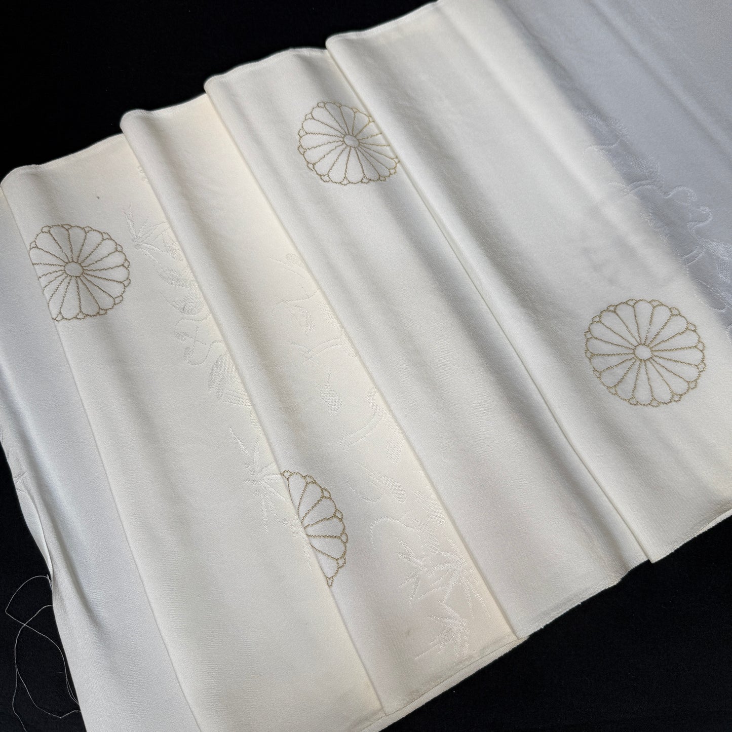 "Kiku Mon" Vintage Kimono Yardage