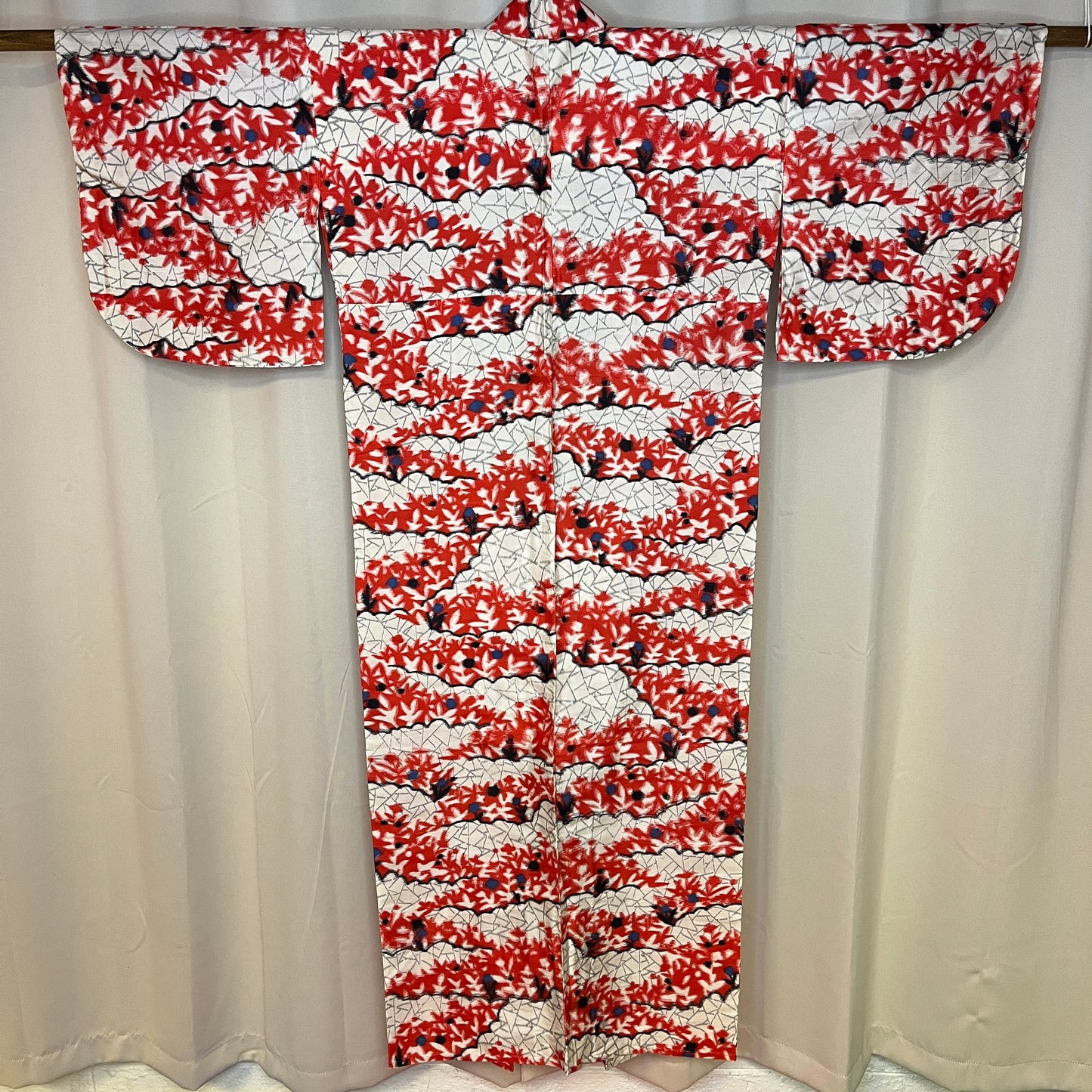 "Blurred Florals" Vintage Meisen Kimono
