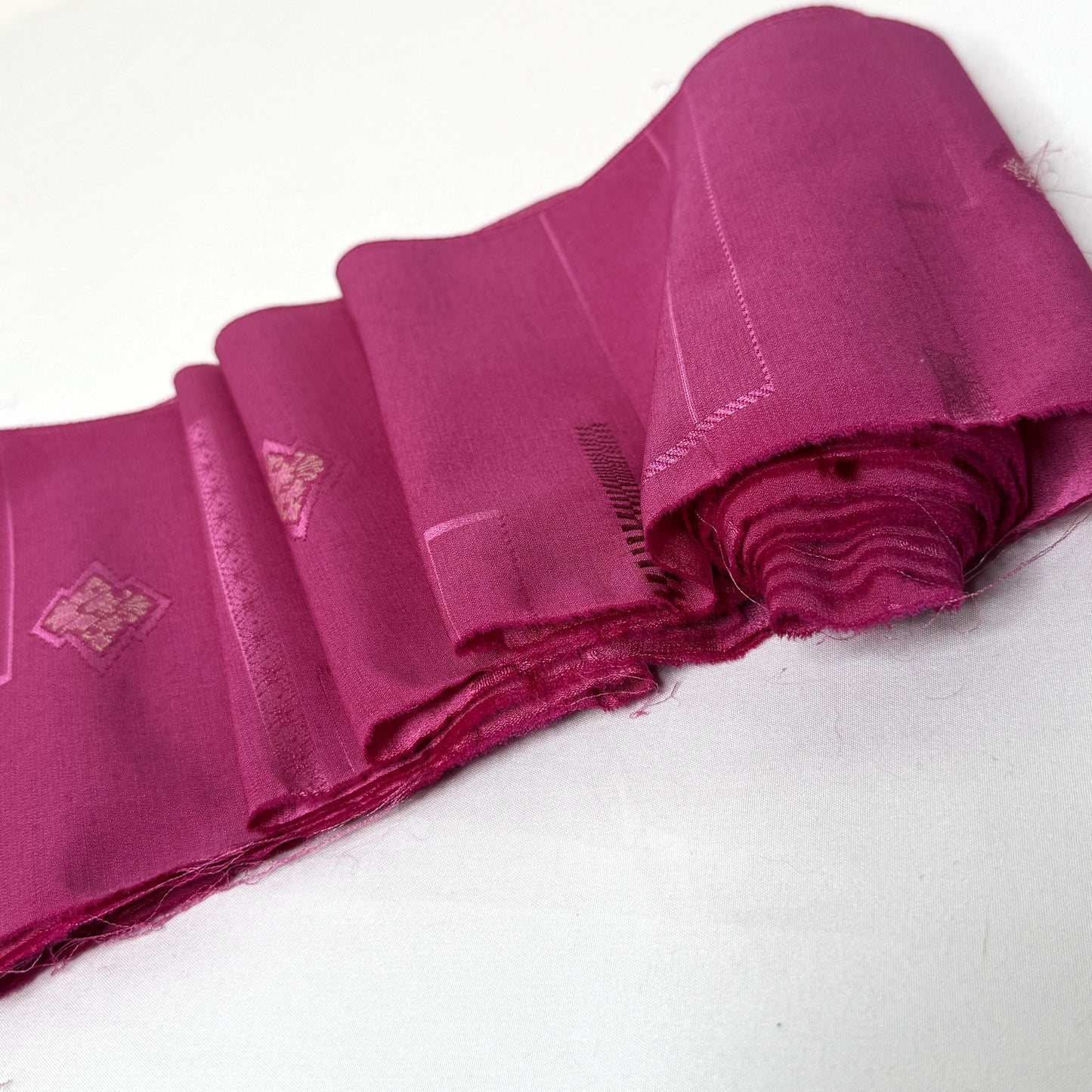 "Narrow Bolt" Vintage Kimono BOLT