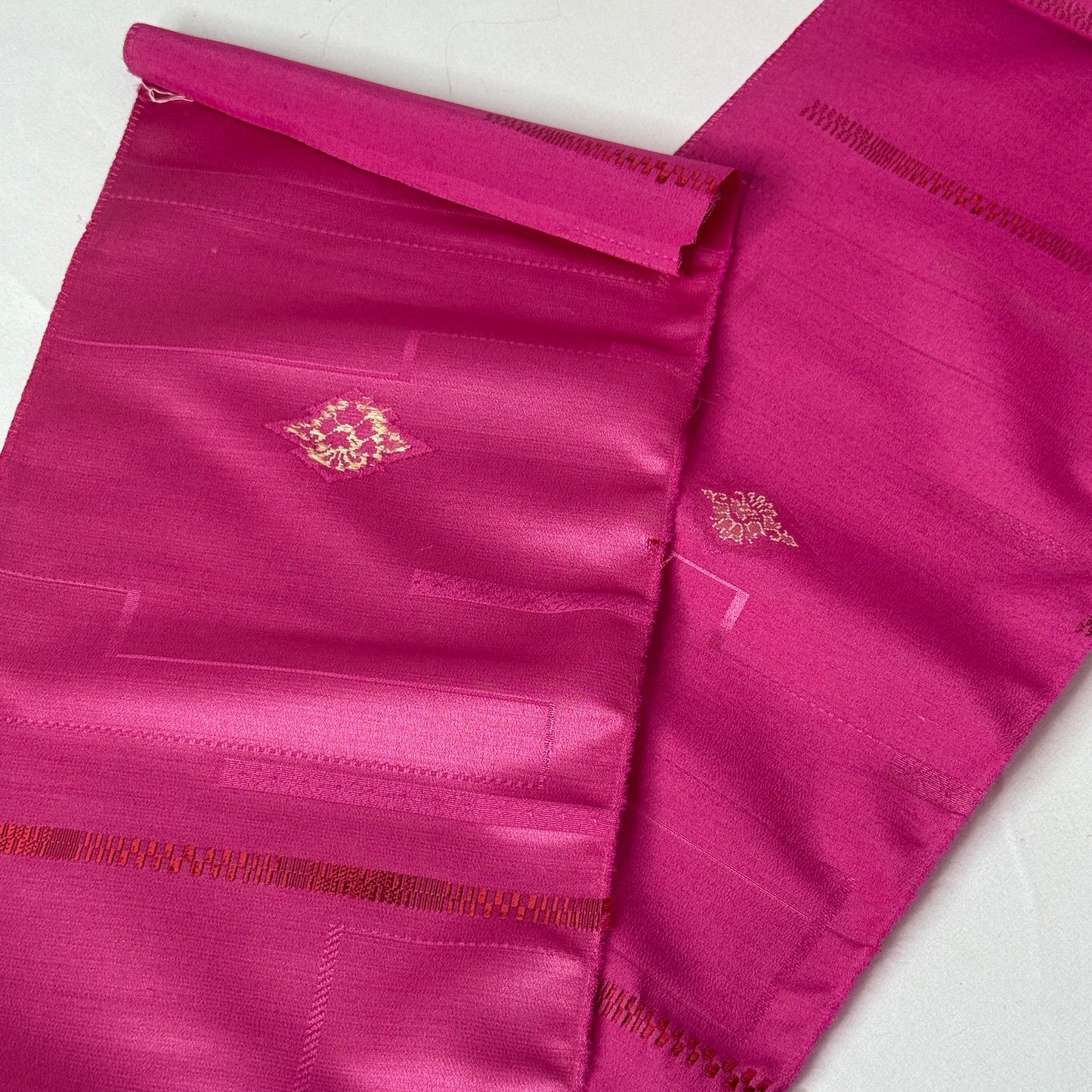 "Narrow Bolt" Vintage Kimono BOLT