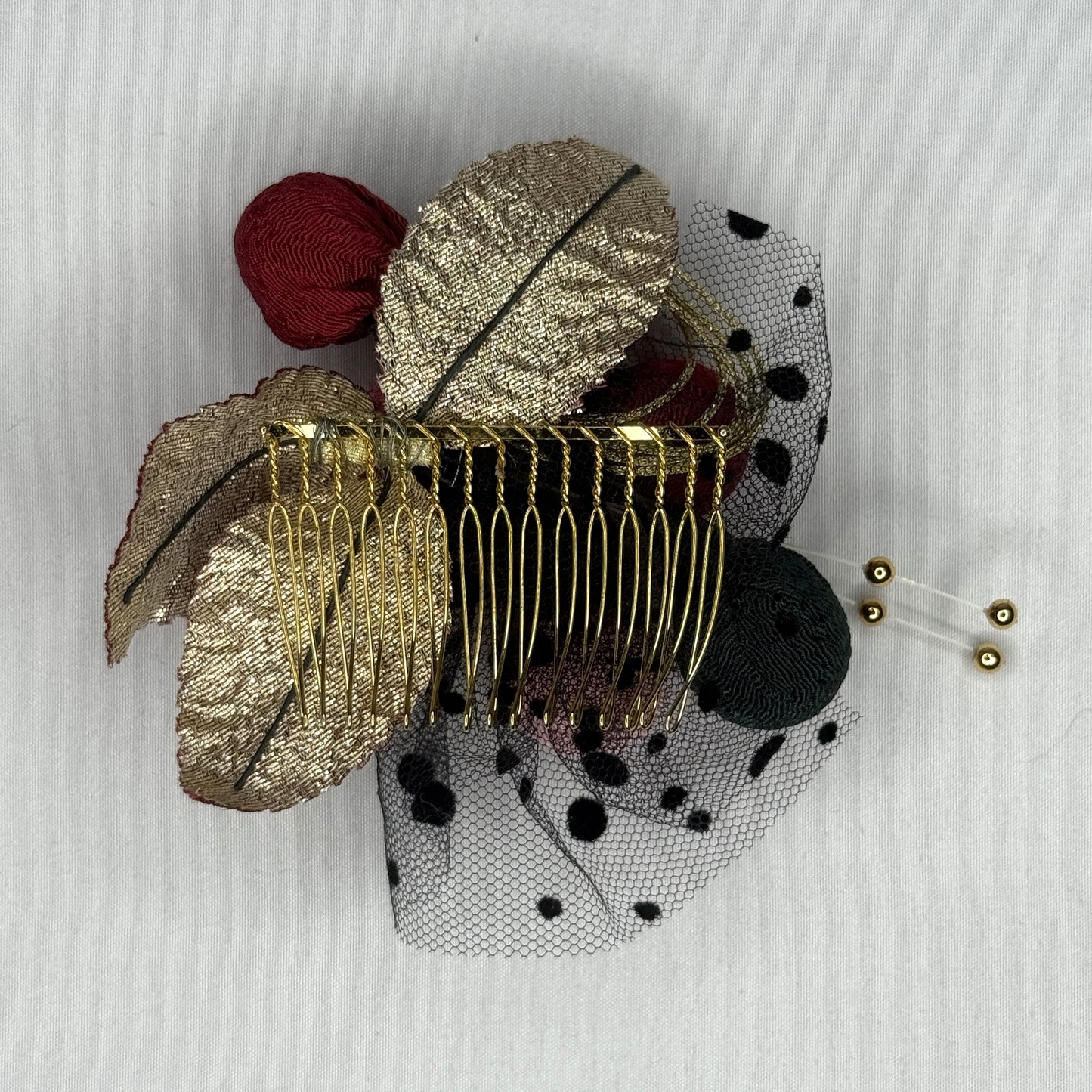 "Berry Blooms" Vintage Kanzashi Comb