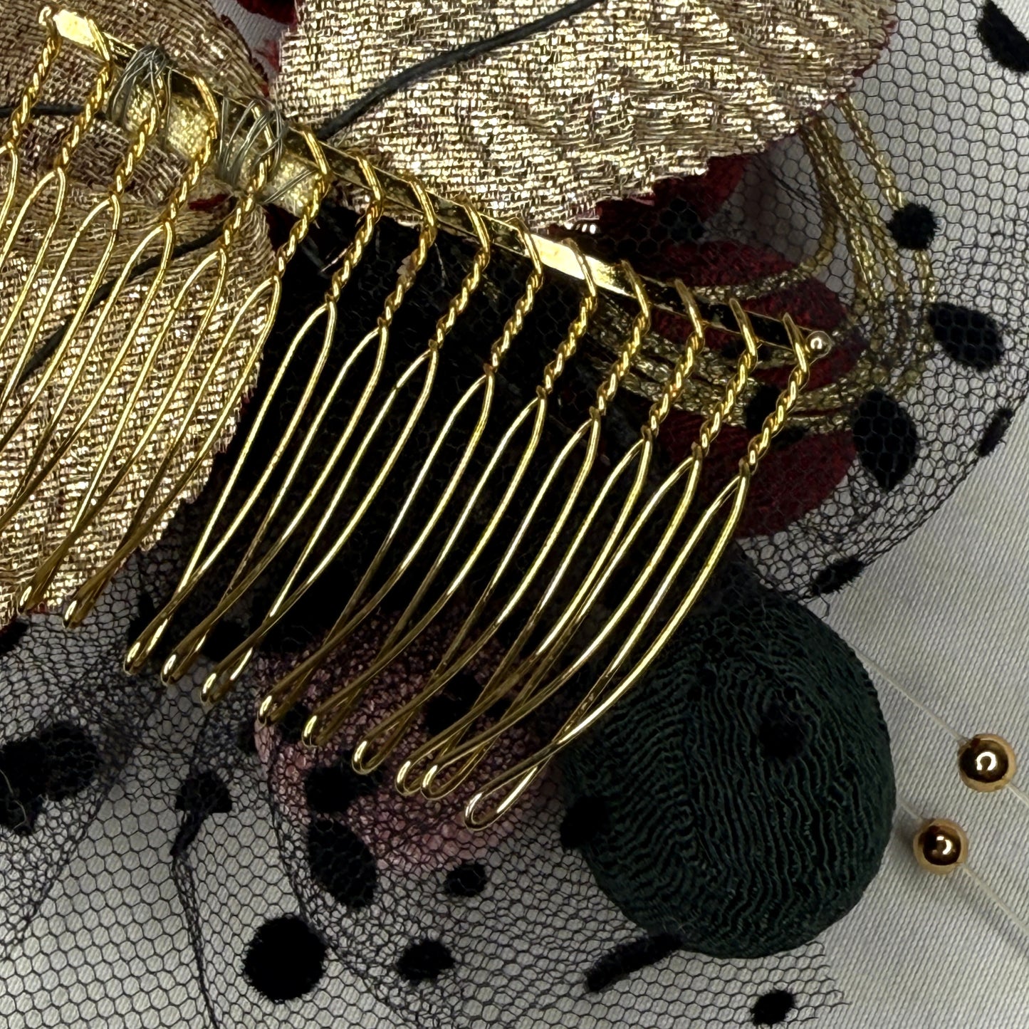 "Berry Blooms" Vintage Kanzashi Comb