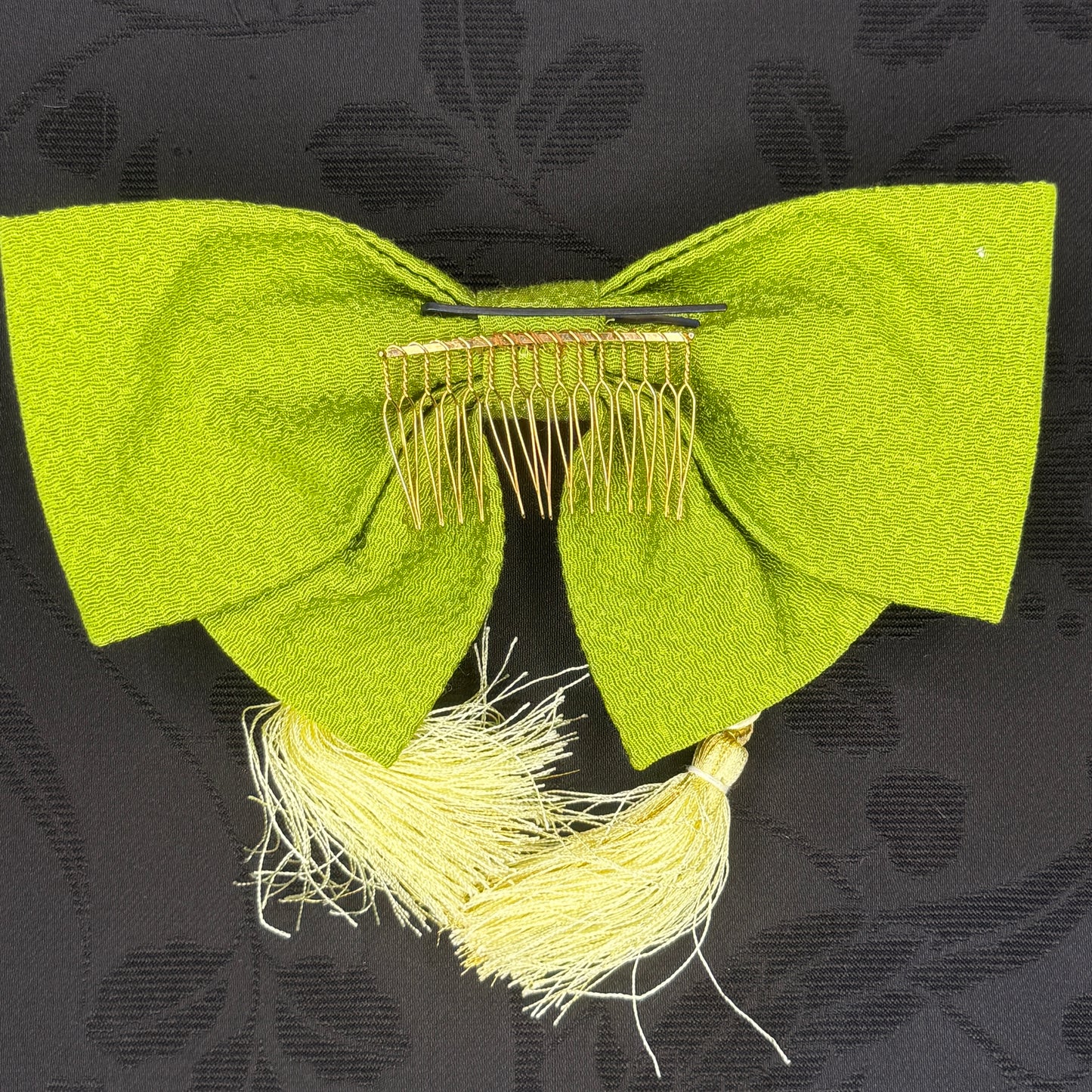 "Bright Green" Vintage Kanzashi Comb