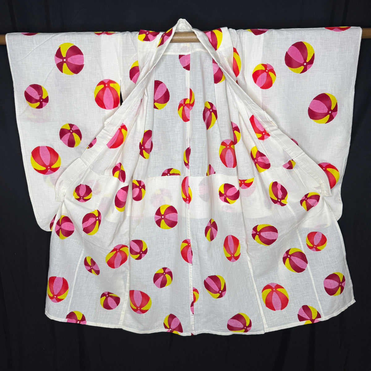 "Summer Bounce" Vintage Child's Yukata Kimono