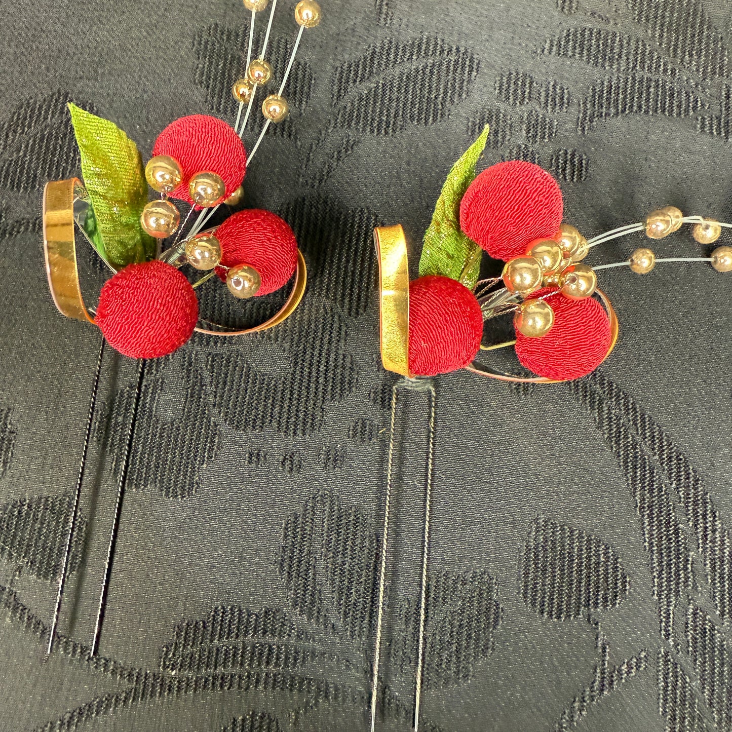 "Holly Berries" Vintage Kanzashi Hair Pins
