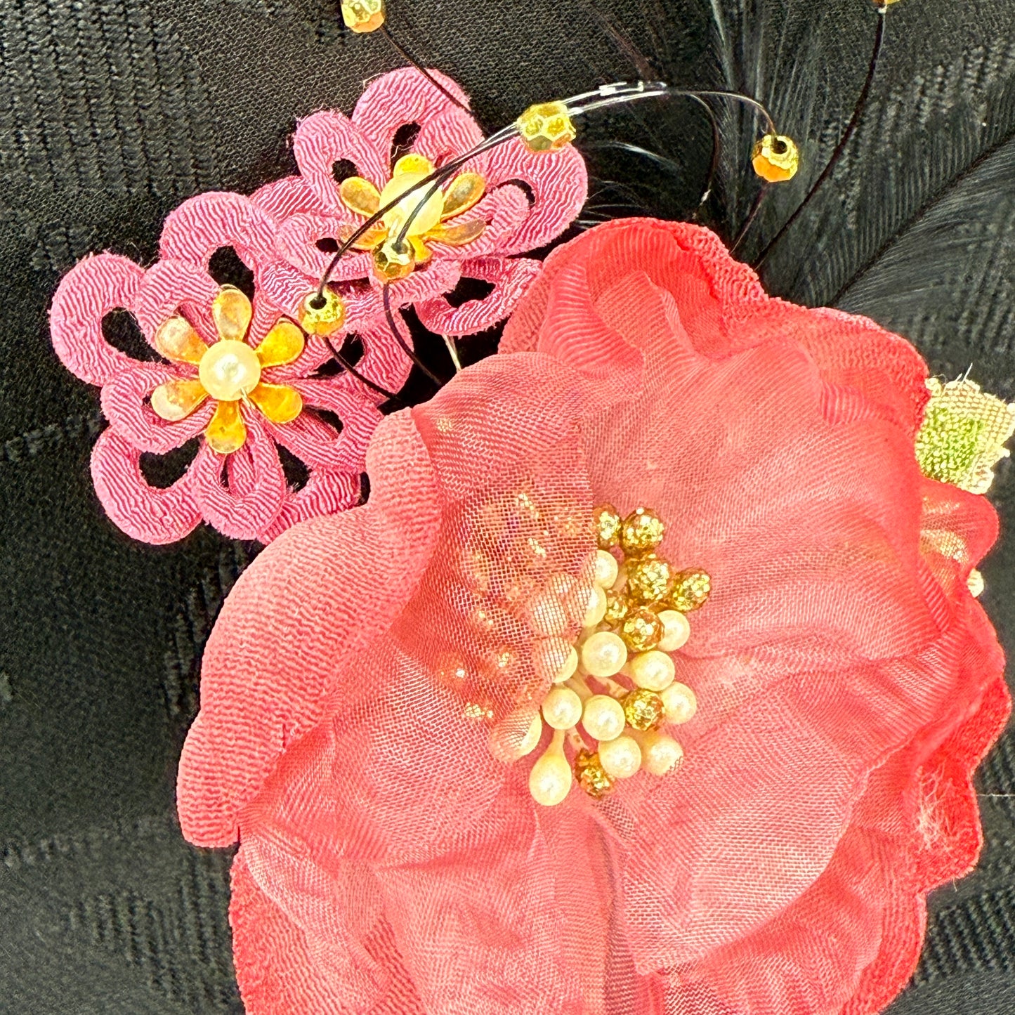"Luna Rouge" Vintage Kanzashi Hair Pin