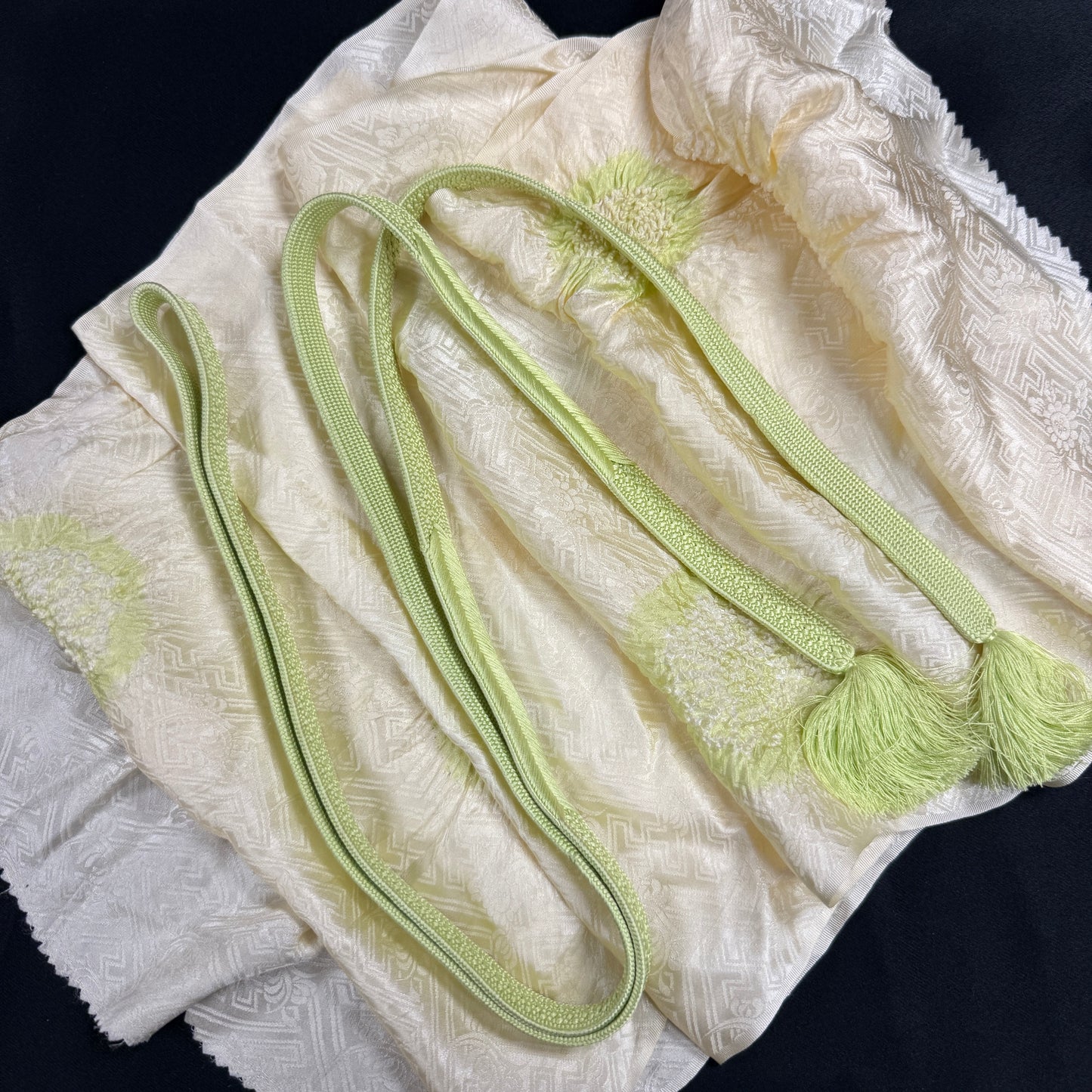 "Spring Shibori" Obiage Obijime Set