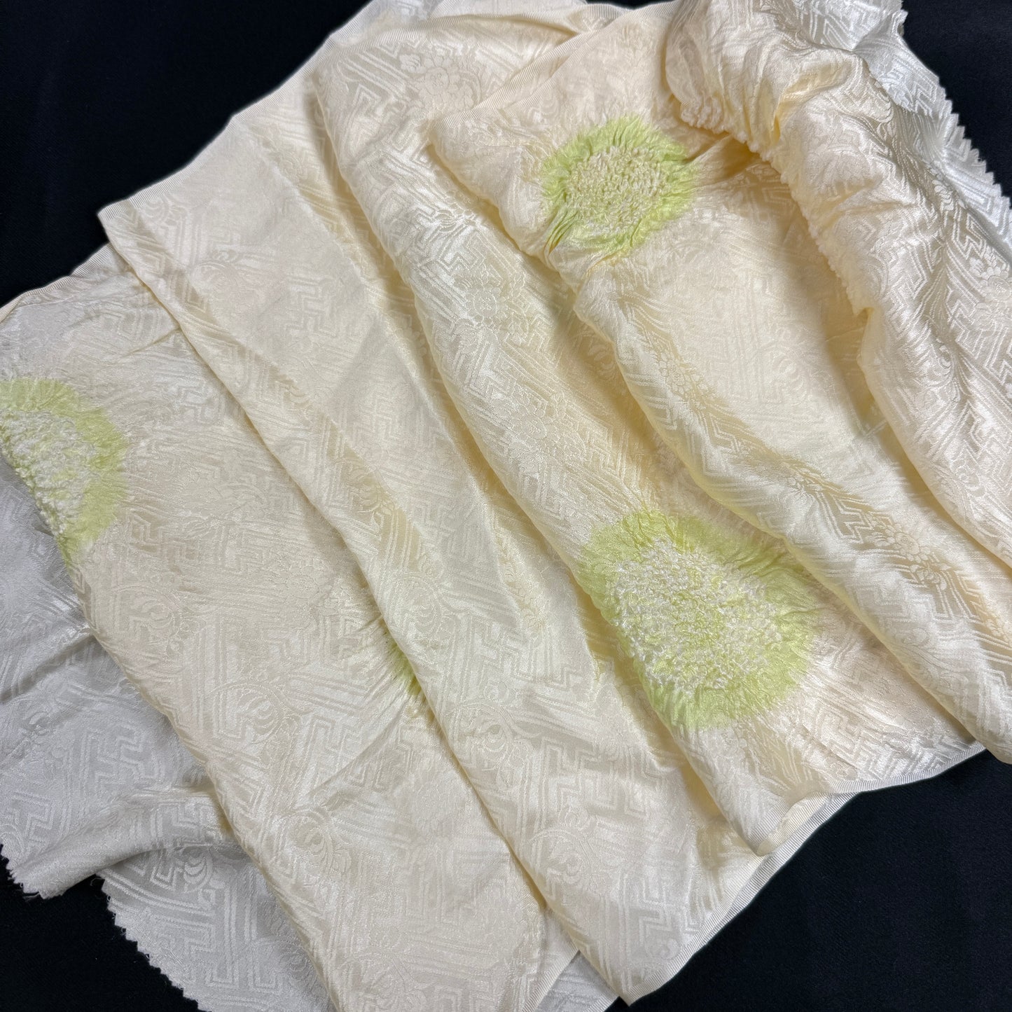 "Spring Shibori" Obiage Obijime Set