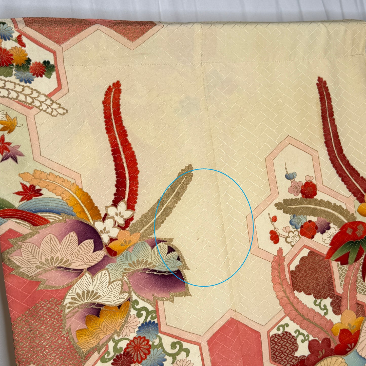 "Kikko Garden" Japanique Tapestry