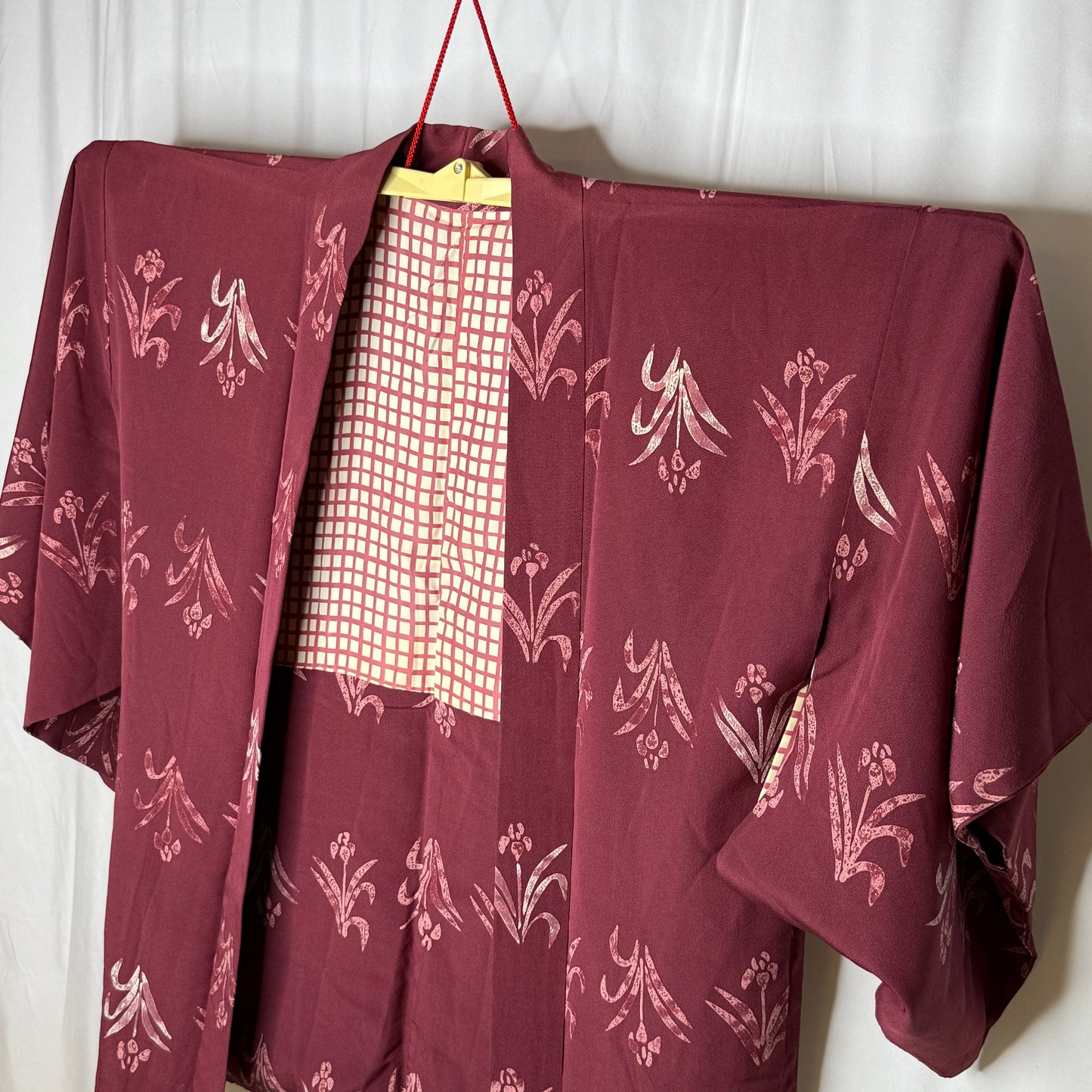 Kimono Hanger - Folding Cream