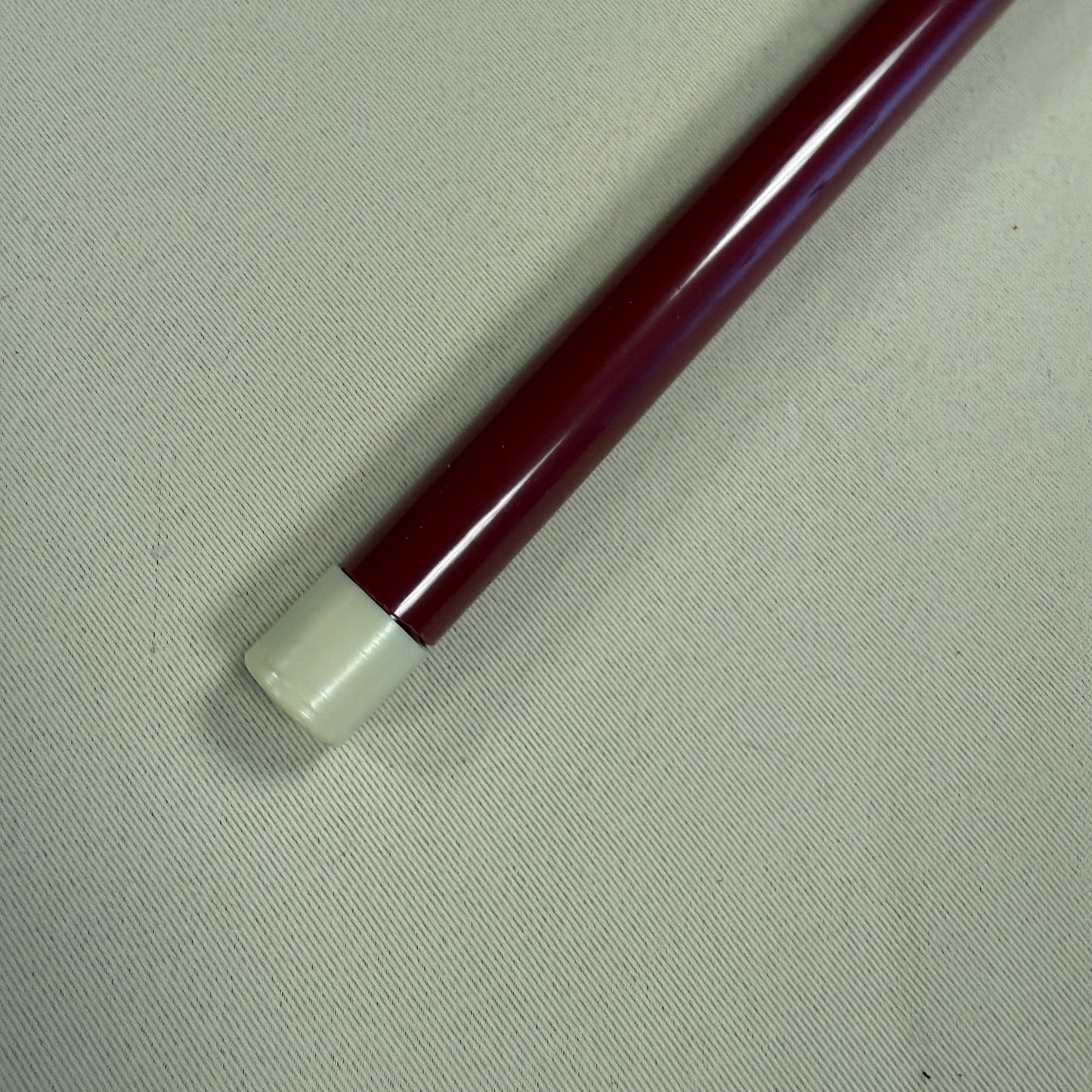 Kimono Hanger - Telescoping Maroon