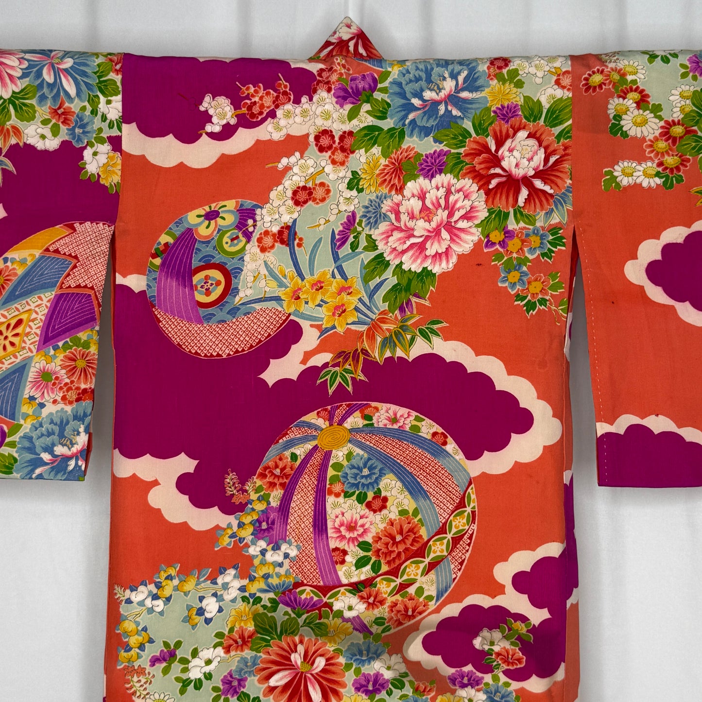 "Temari Charm" Antique Girl's Kimono