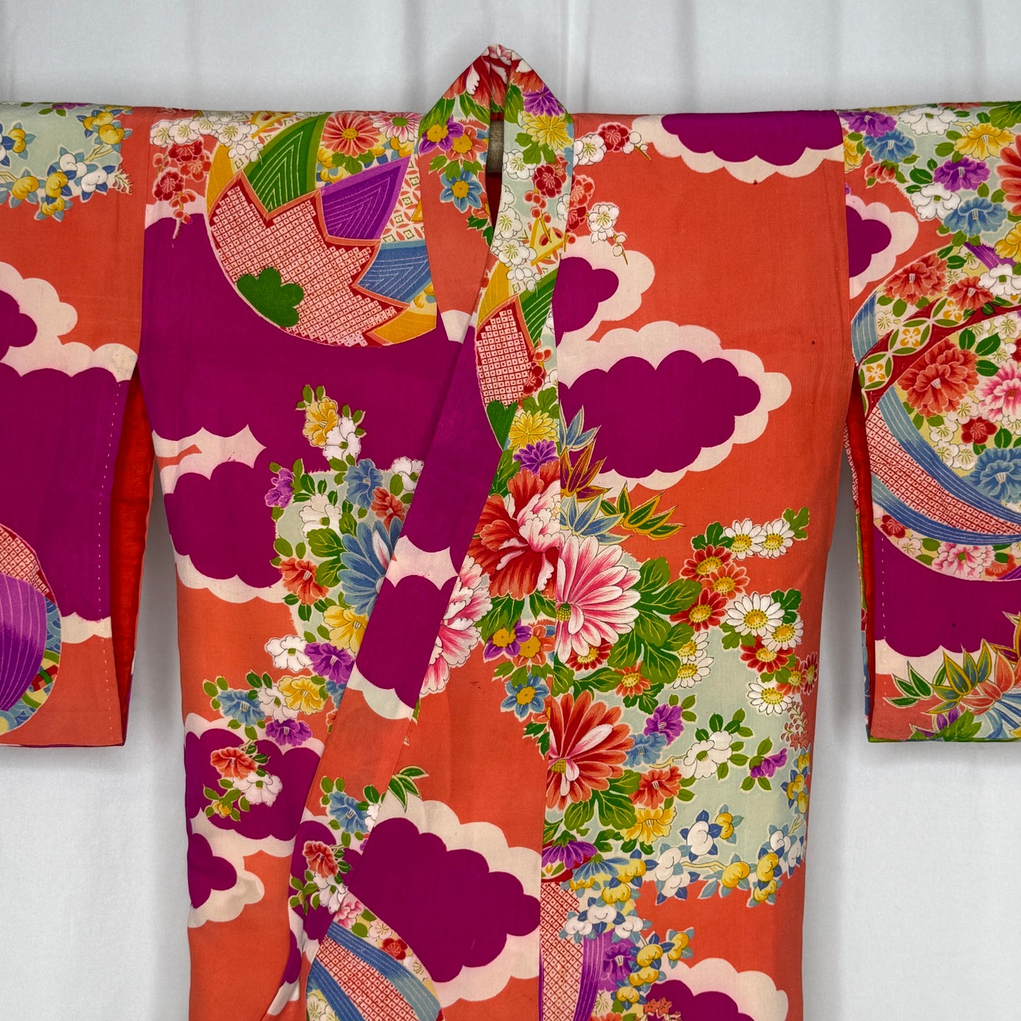 "Temari Charm" Antique Girl's Kimono
