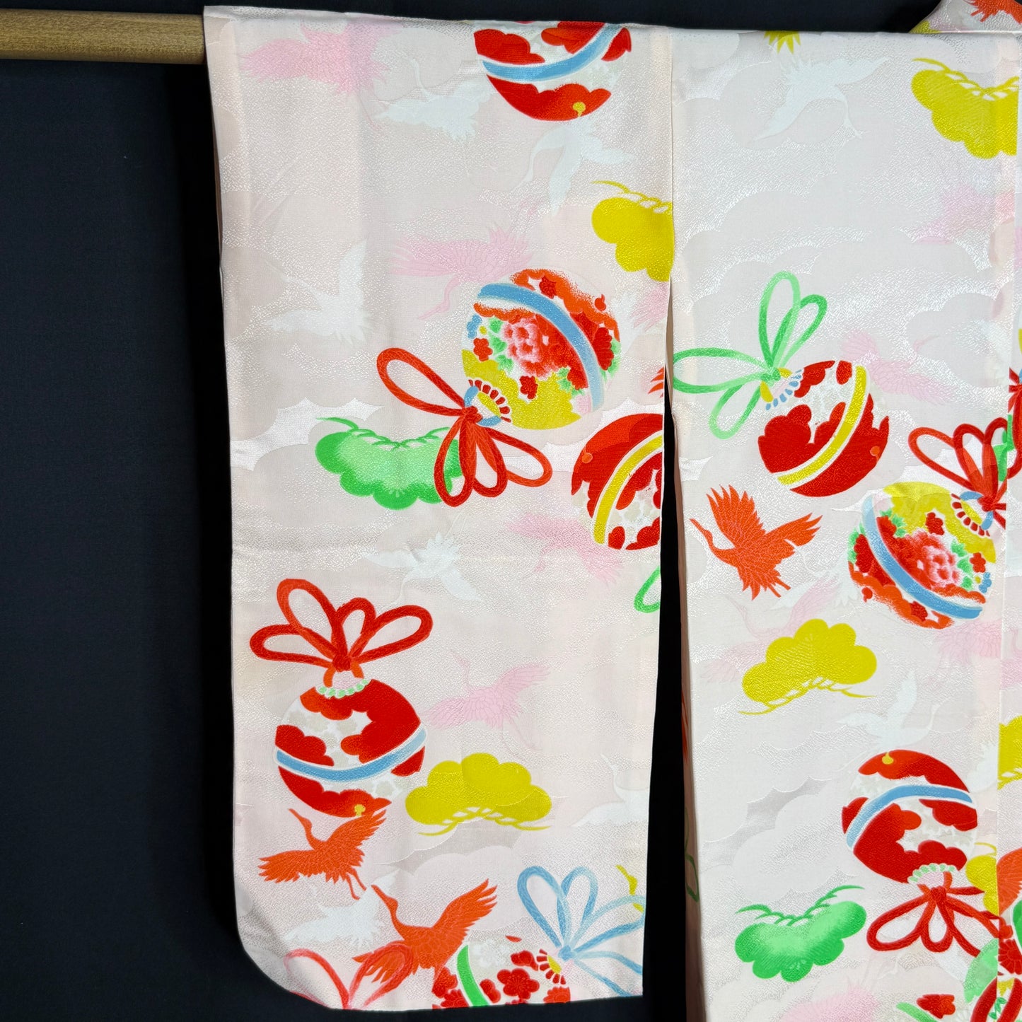"Temari & Cranes" Vintage Girl's Kimono