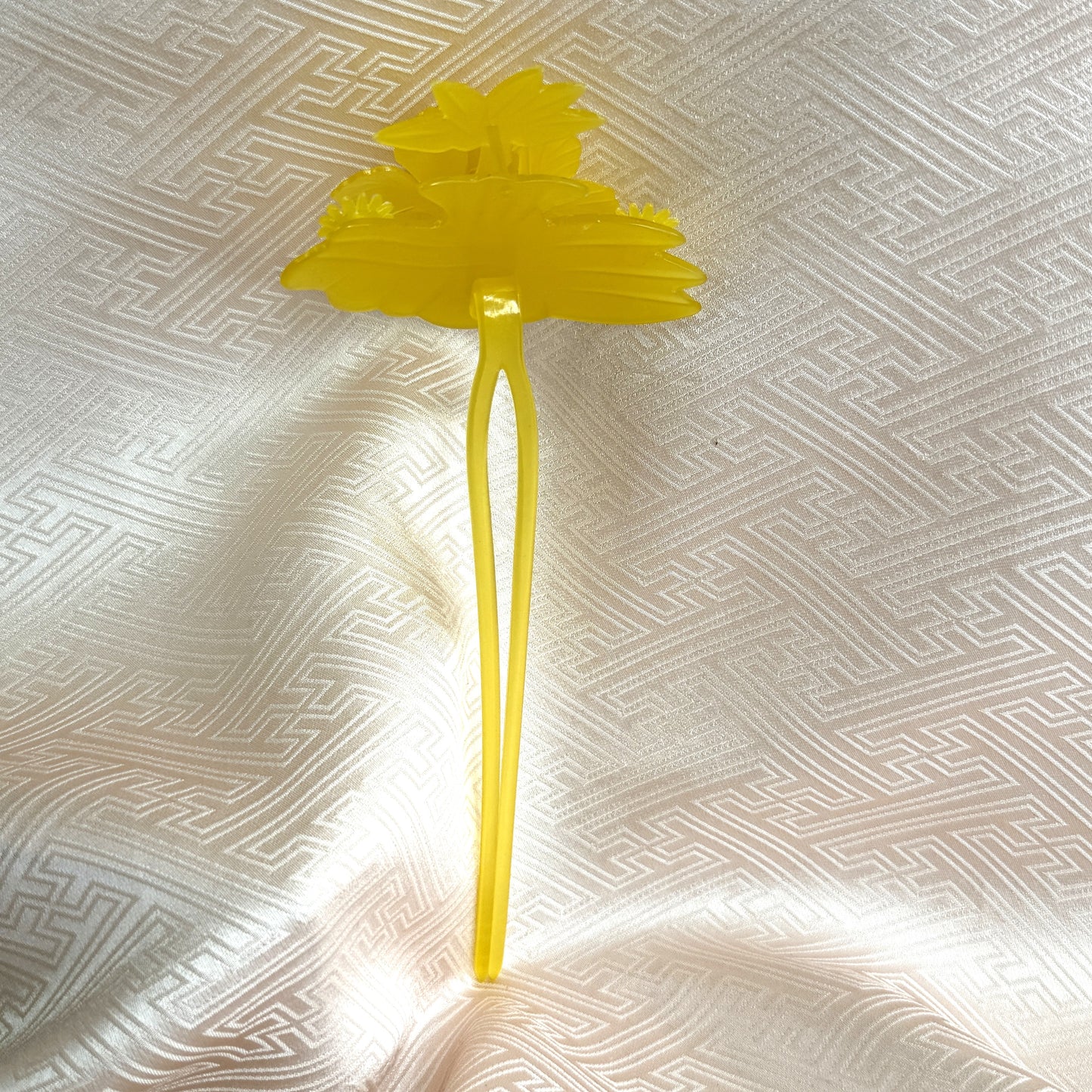 "Spider Mum Hirauchi" Vintage Kanzashi