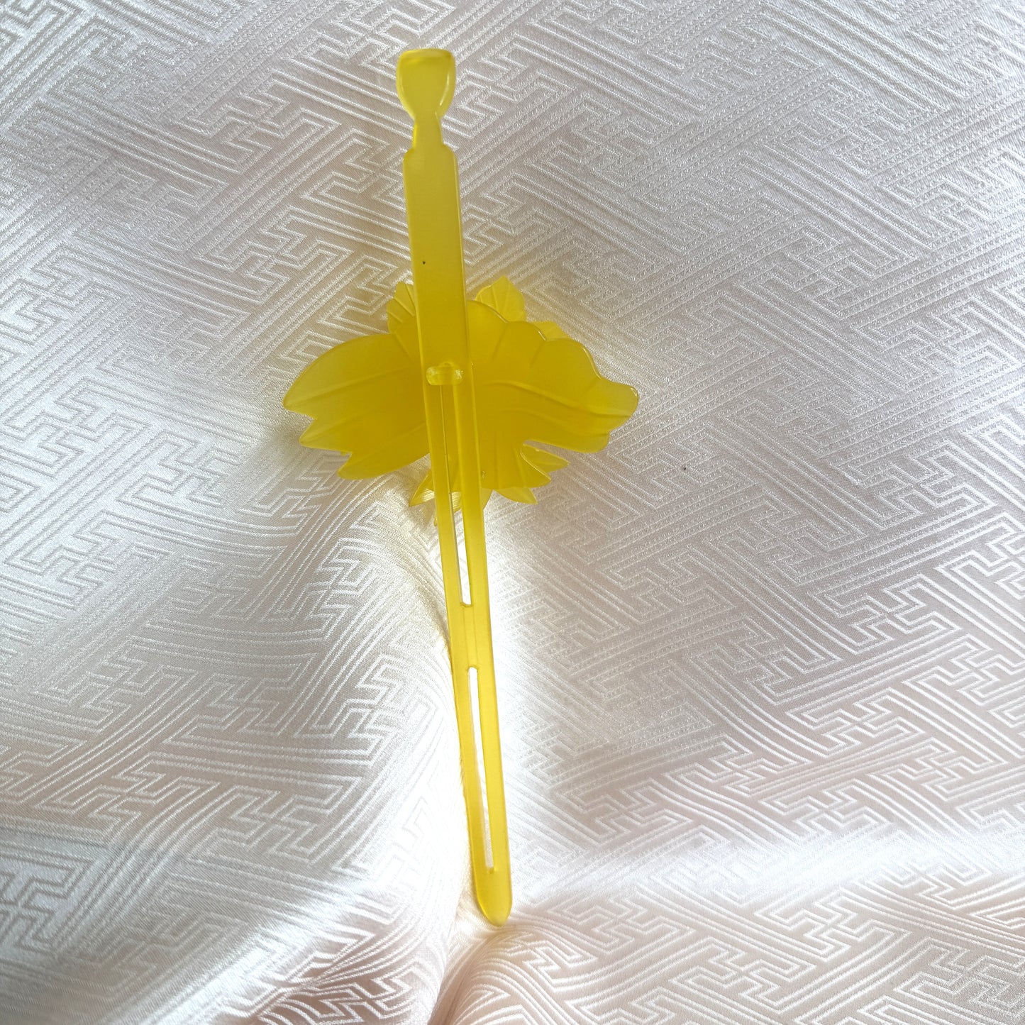 "Spider Mum Single Hirauchi" Vintage Kanzashi