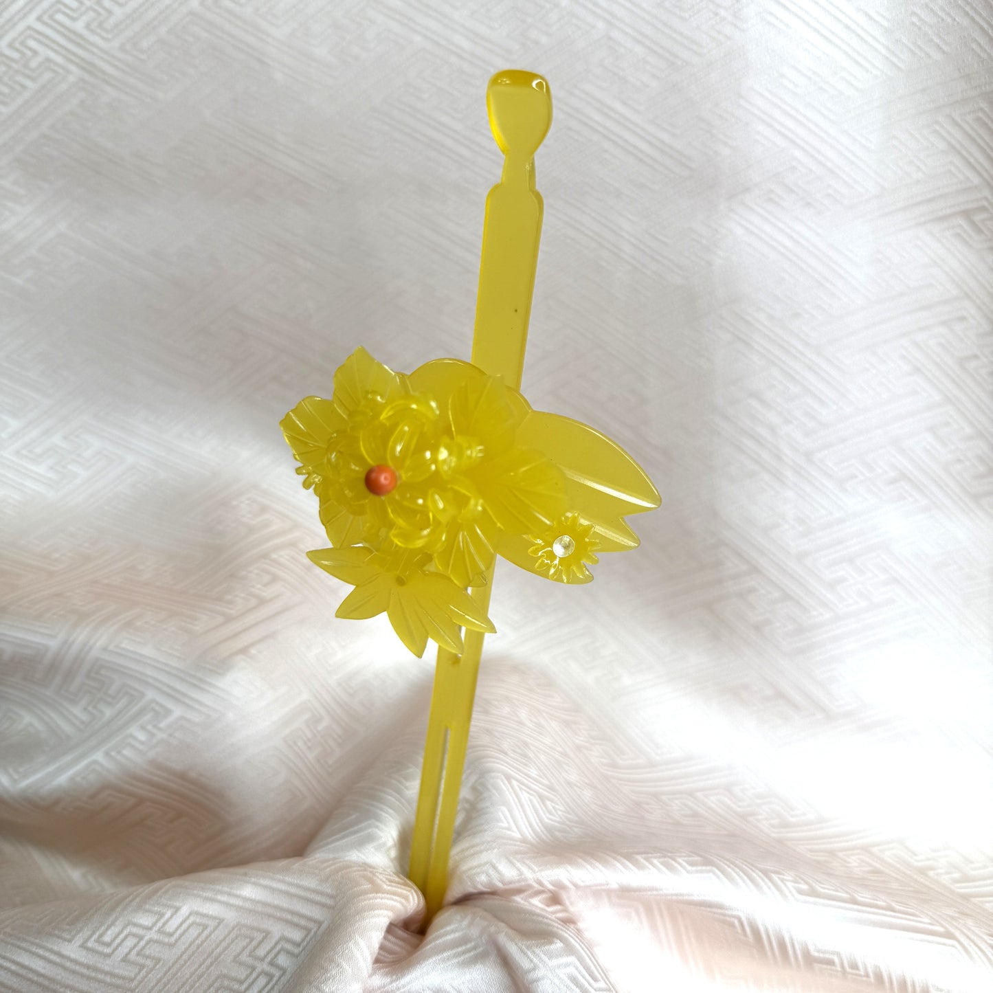 "Spider Mum Single Hirauchi" Vintage Kanzashi