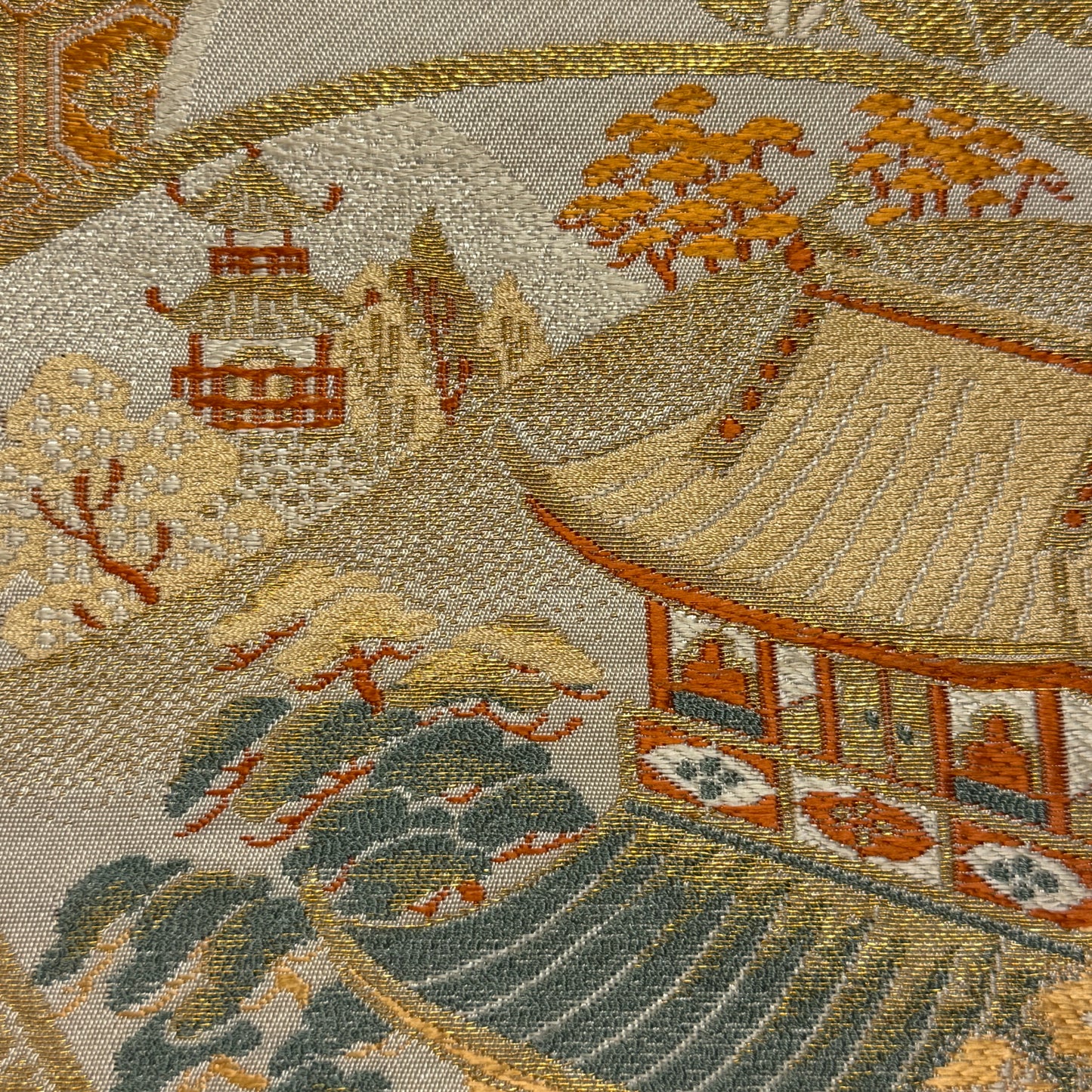 "Sensu Scenes" Maru Obi