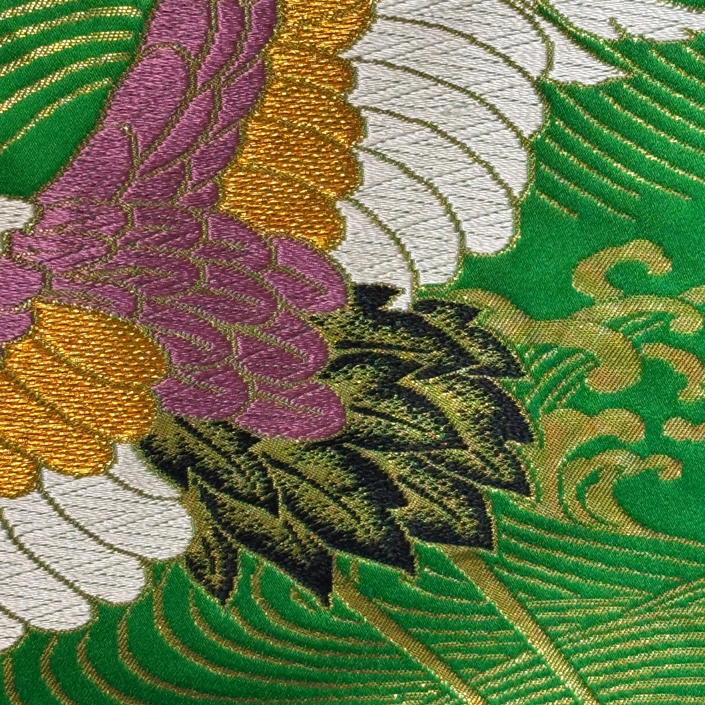 "Cresting Cranes" Wedding Kimono (Uchikake)