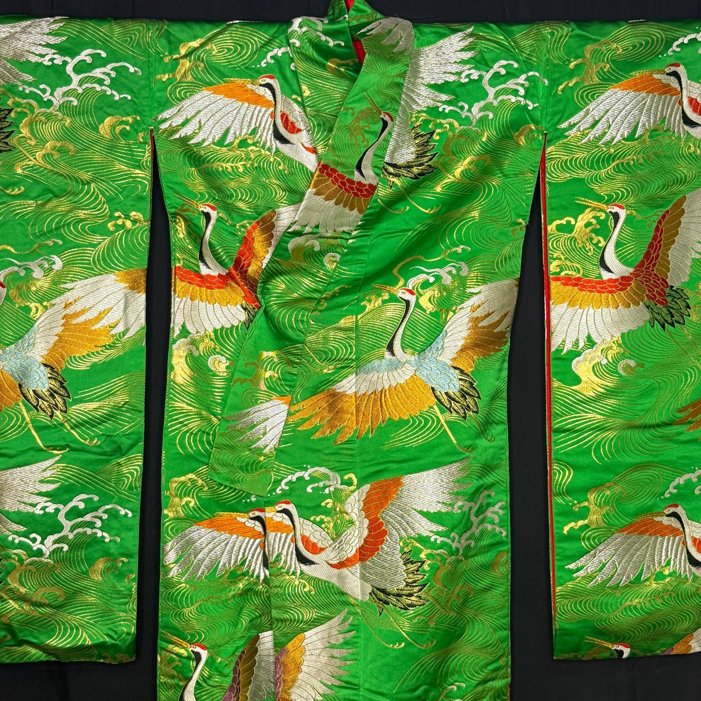 "Cresting Cranes" Wedding Kimono (Uchikake)