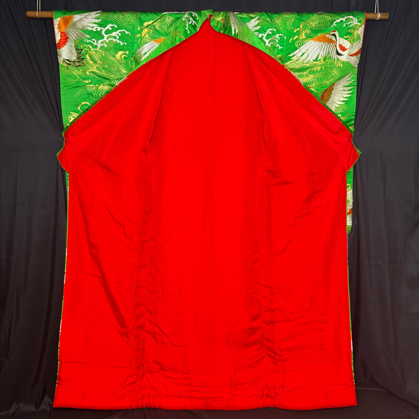 "Cresting Cranes" Wedding Kimono (Uchikake)