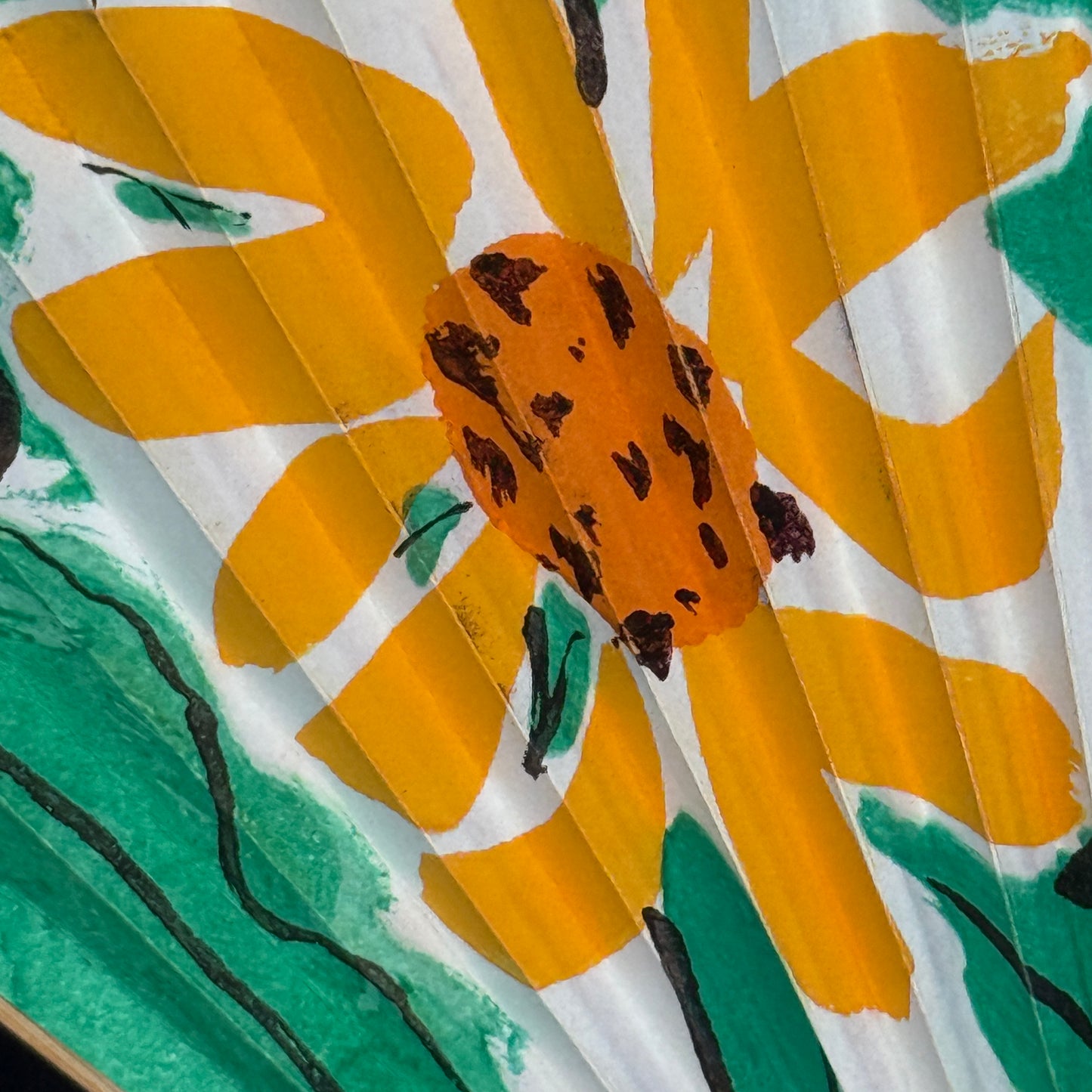 "Sunny Sketch" Vintage Folding Fan