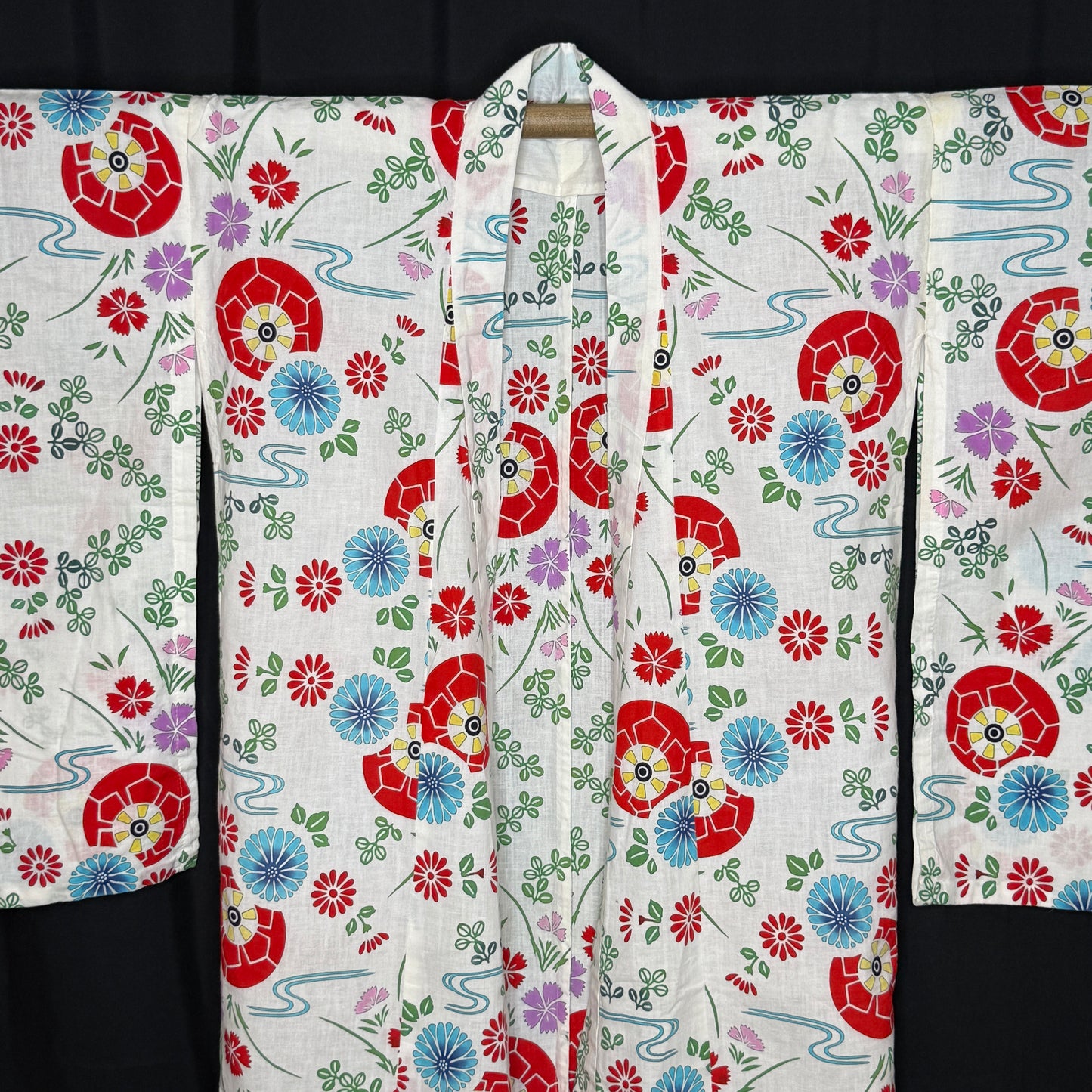 "Summer Spin" Vintage Girl's Yukata
