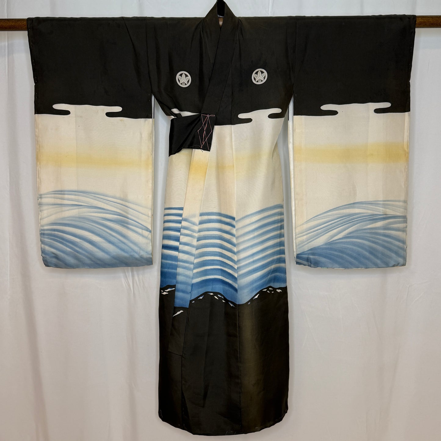 "Waterfall Tiger" Vintage Boy's Miyamairi