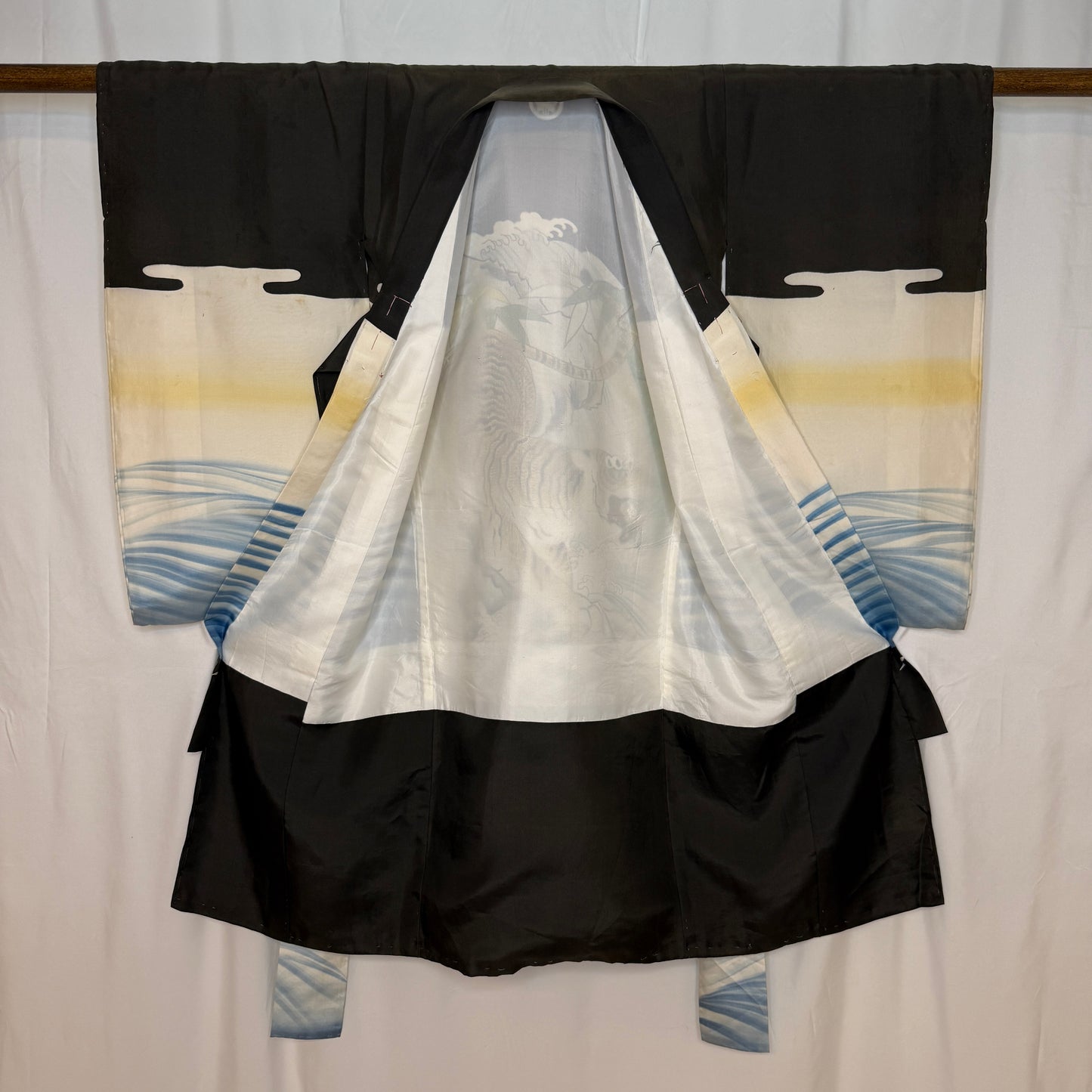 "Waterfall Tiger" Vintage Boy's Miyamairi