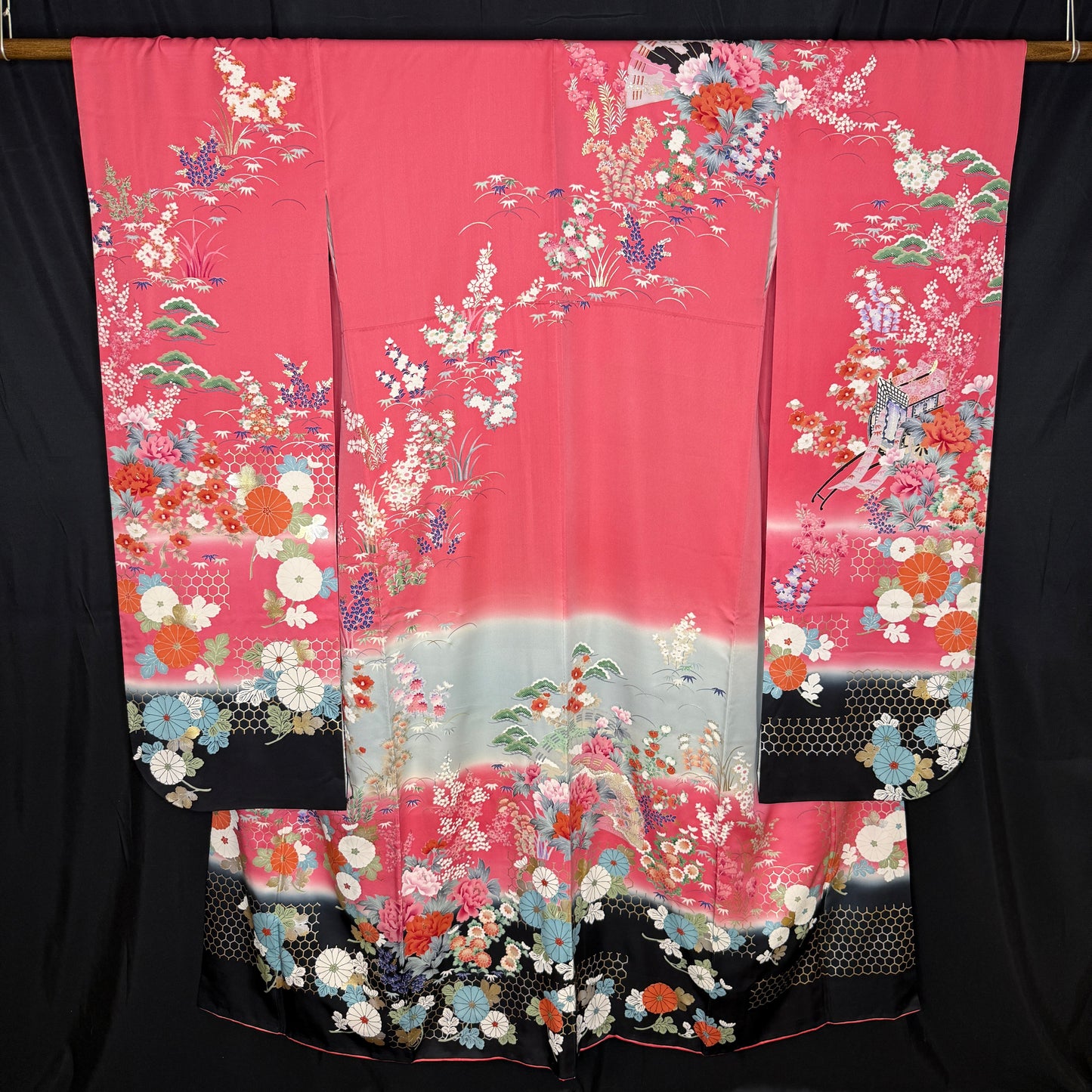"Palace Coach" Vintage Furisode Kimono