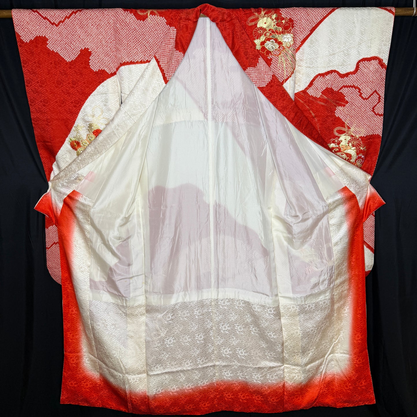 "Kusudama" Vintage Furisode Kimono