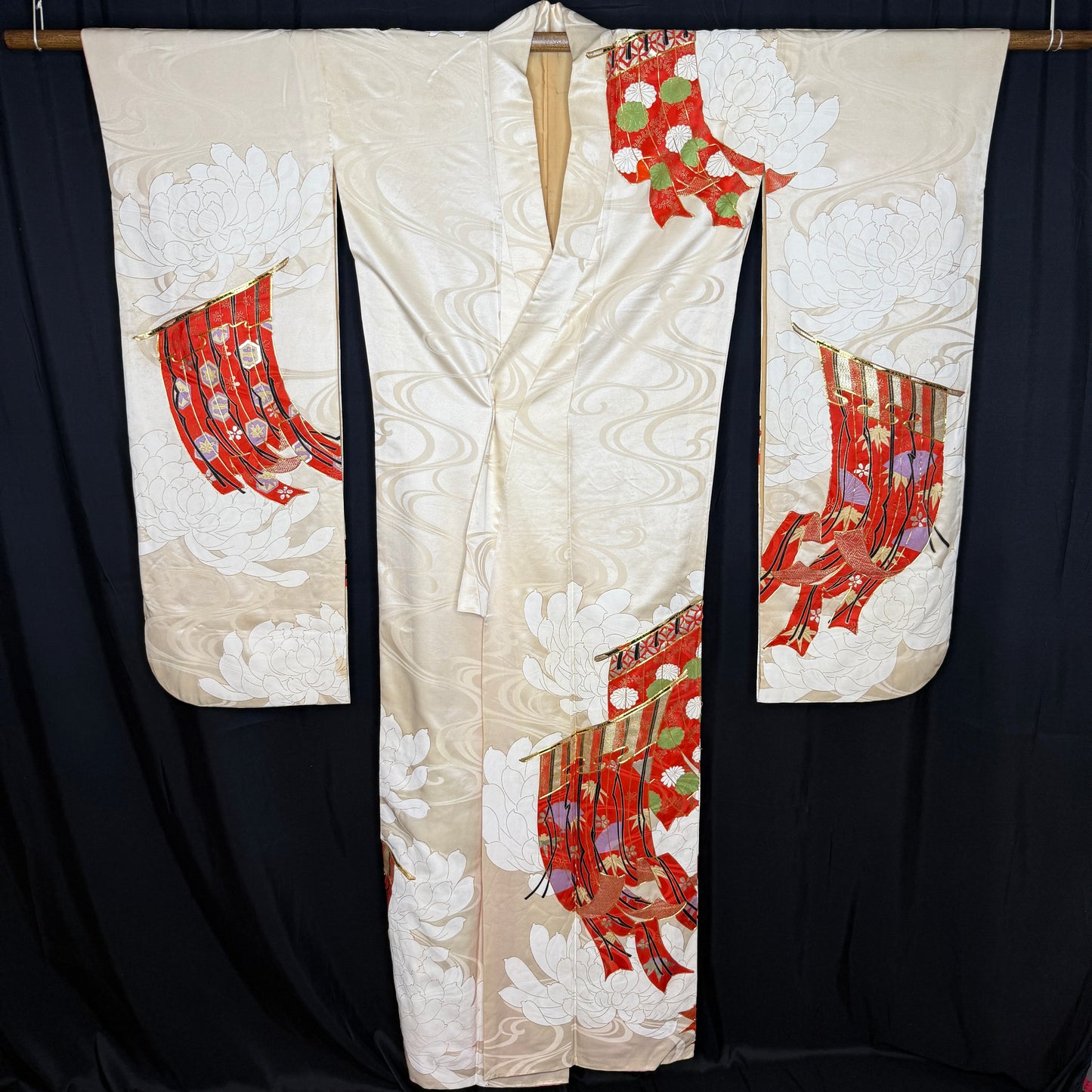 "Gentle Breeze" Vintage Furisode Kimono