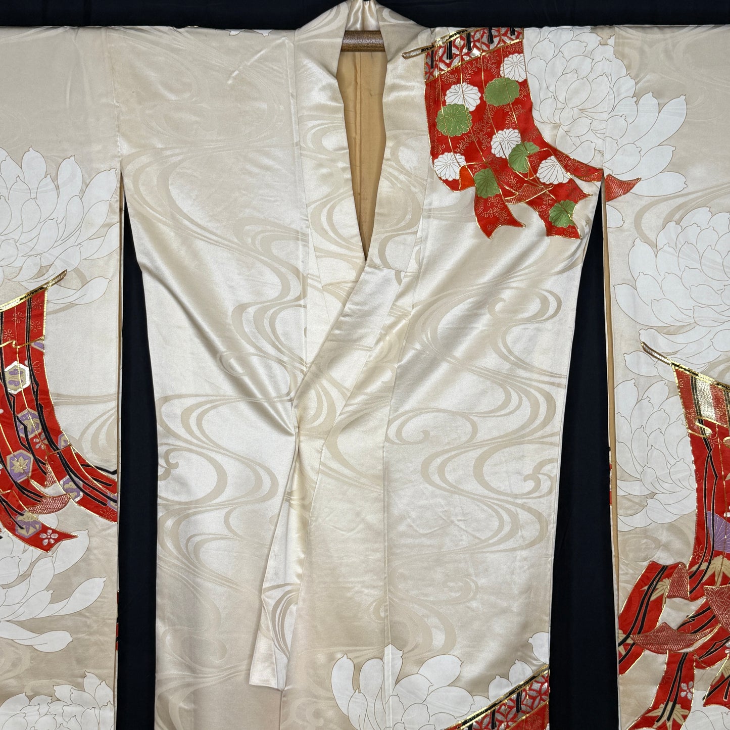 "Gentle Breeze" Vintage Furisode Kimono
