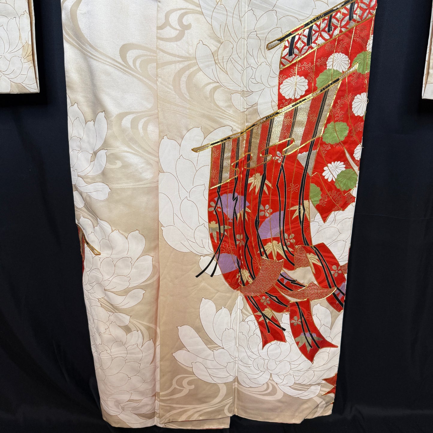 "Gentle Breeze" Vintage Furisode Kimono