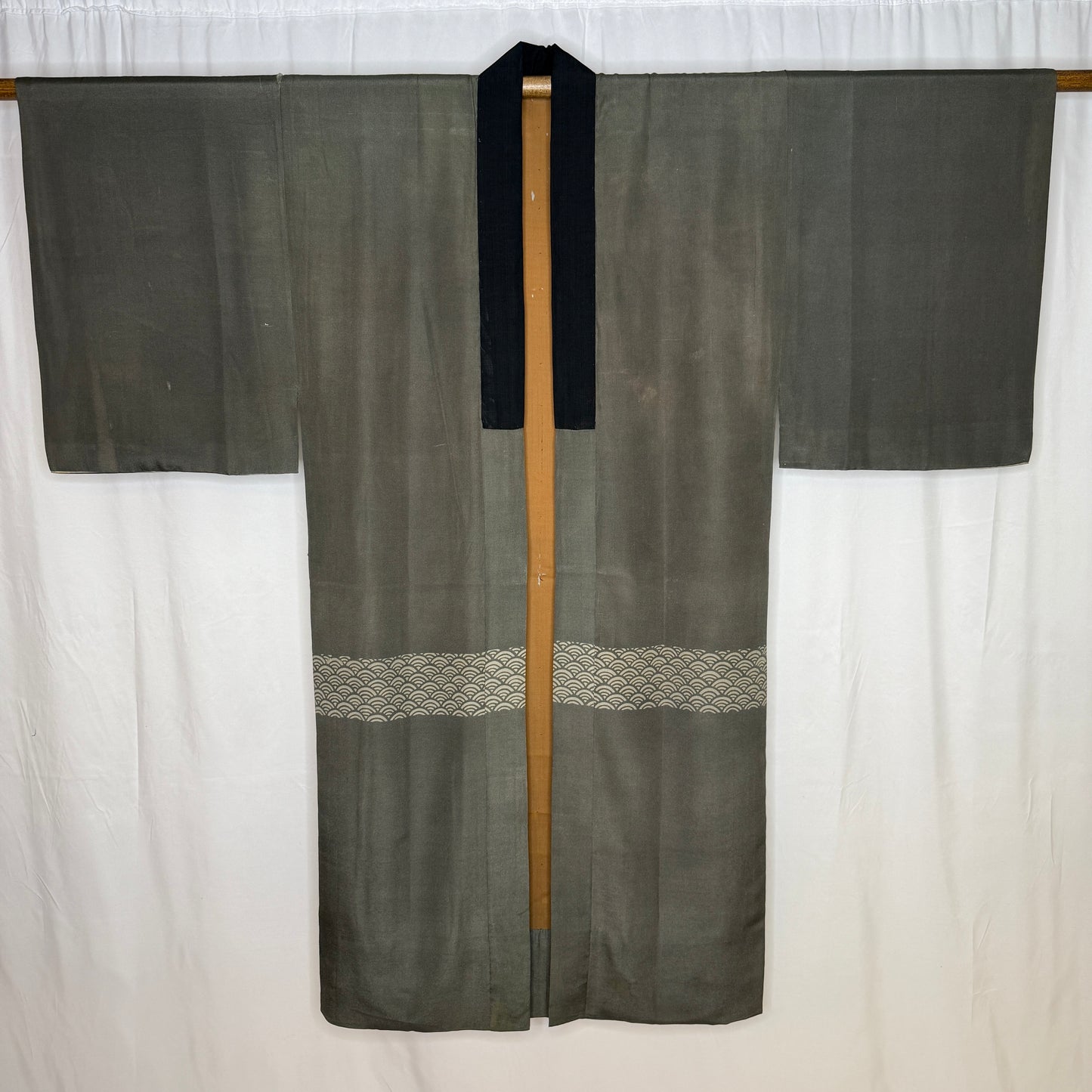 "Black Cormorant" Man's Juban Underkimono