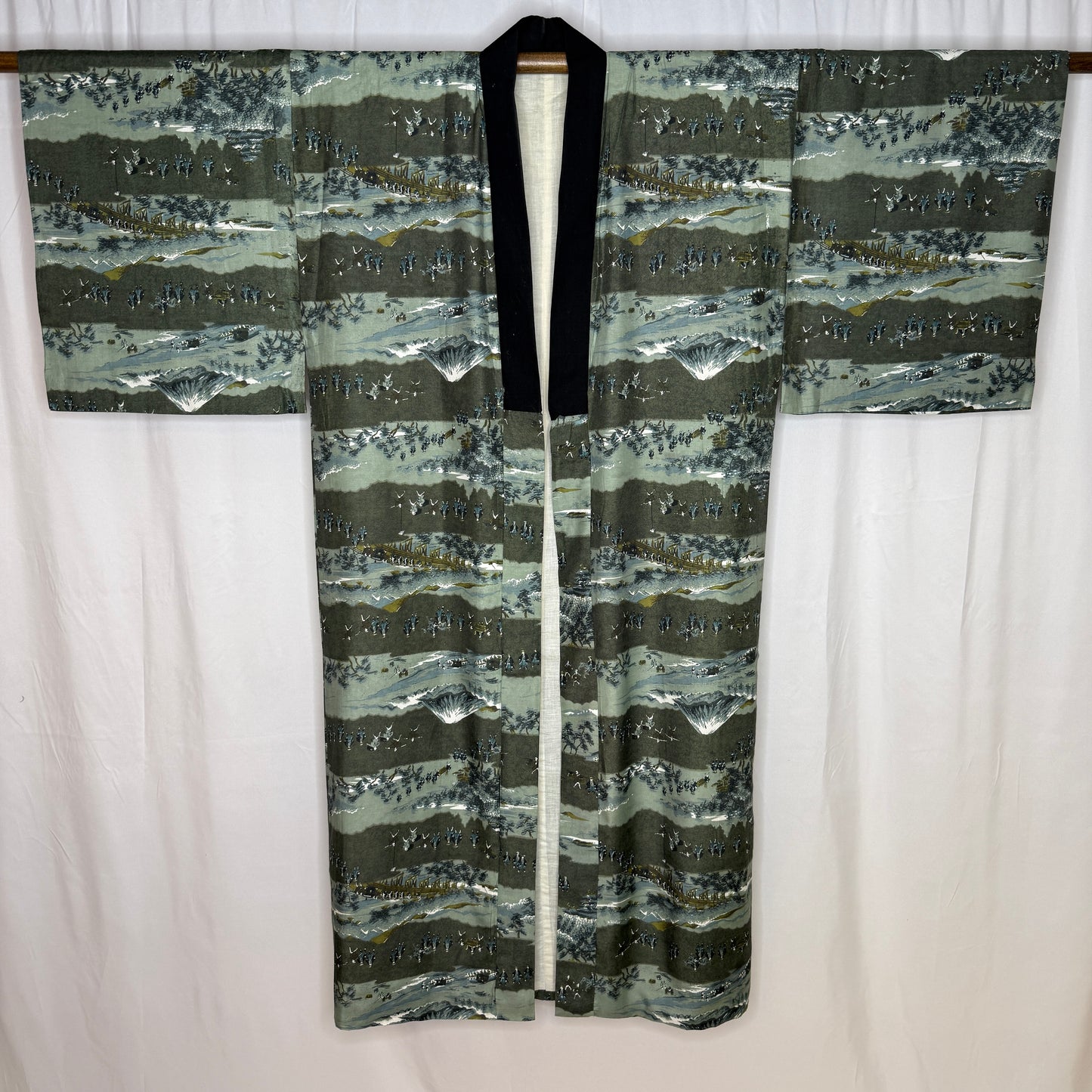 "Tokaido Journey" Man's Juban Underkimono