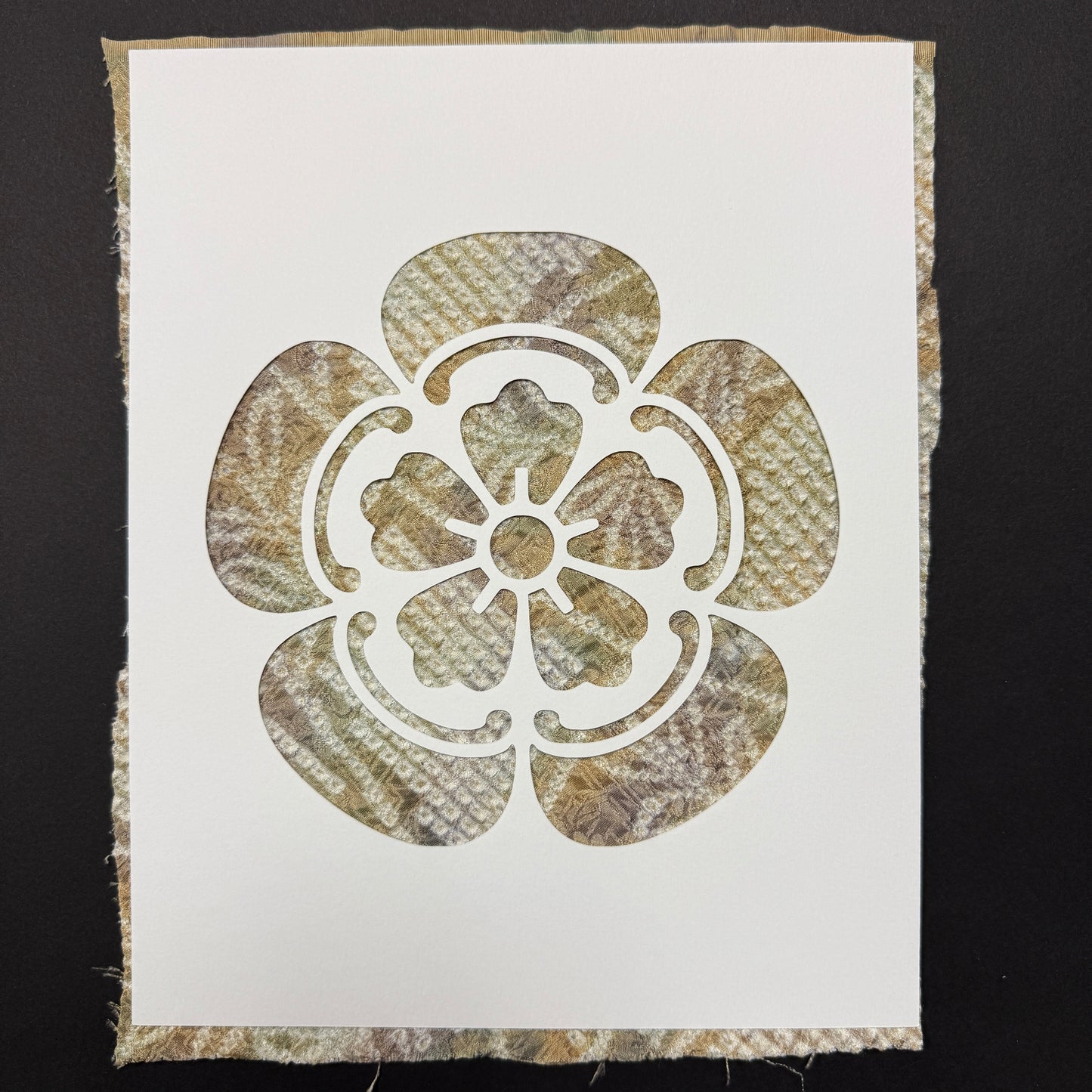 "Melon Crest" Katagami Art