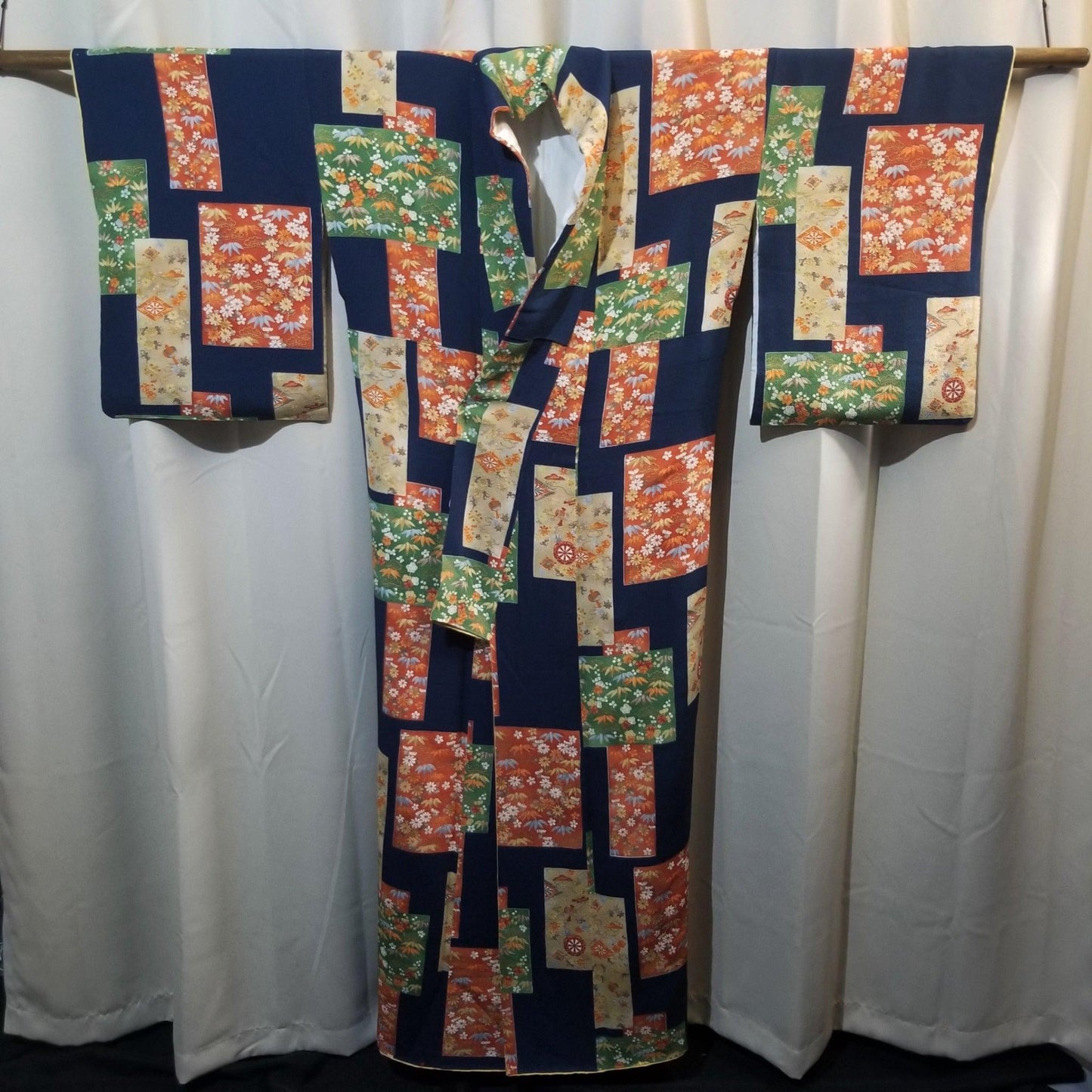 "Autumn Crepe" Vintage Kimono - Kyoto Kimono