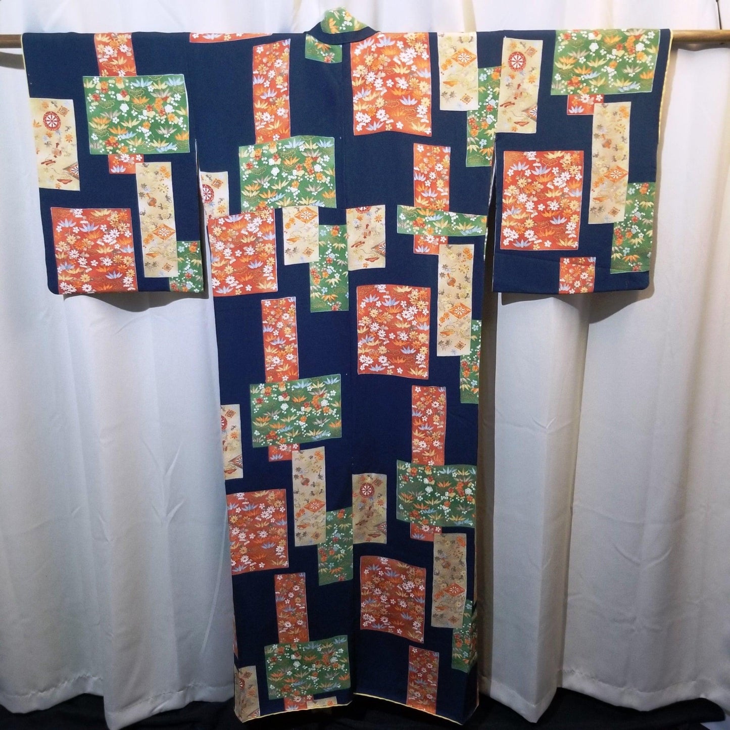 "Autumn Crepe" Vintage Kimono - Kyoto Kimono