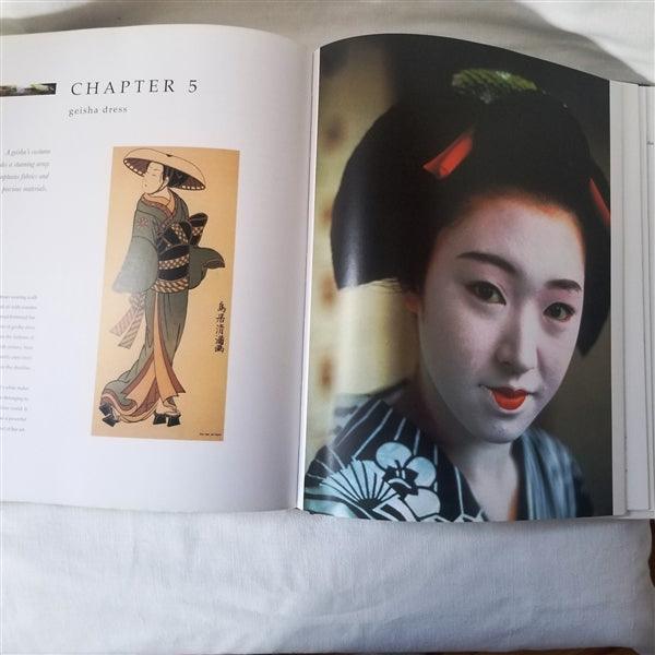 Geisha: A Unique World of Tradition, Elegance and Art - Kyoto Kimono