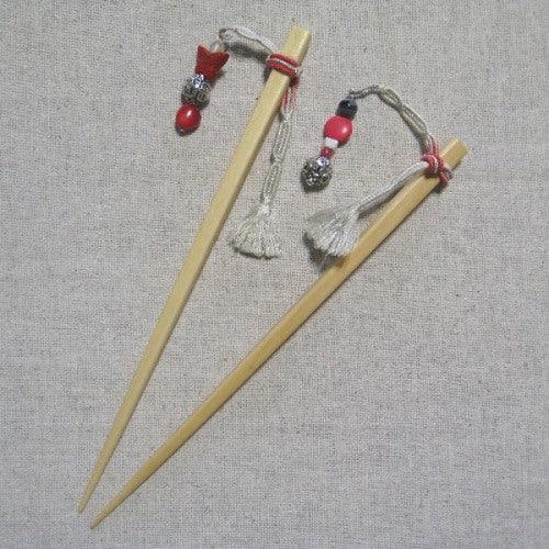 "Pretty Girl" - Pair of Himo Hairsticks - Kyoto Kimono