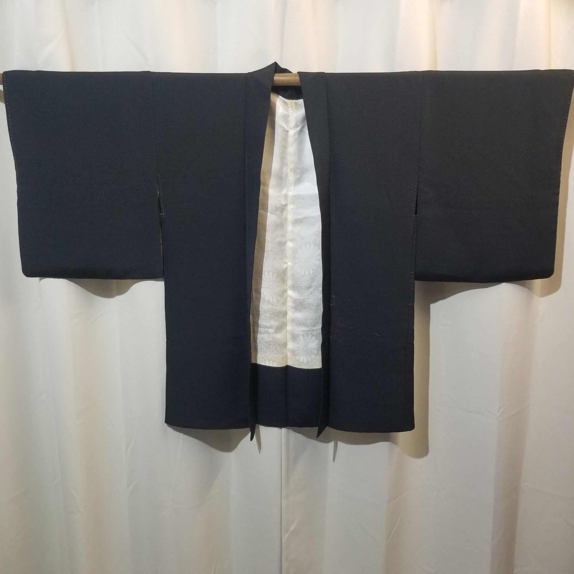 "Zen in Red" Vintage Haori - Kyoto Kimono