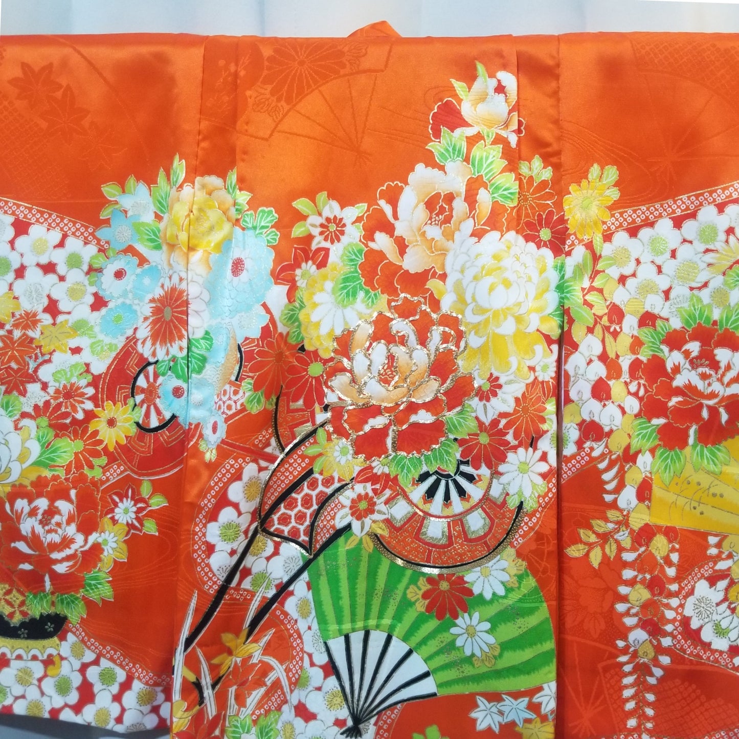 "Floral Sweep" Vintage Girl's Kimono