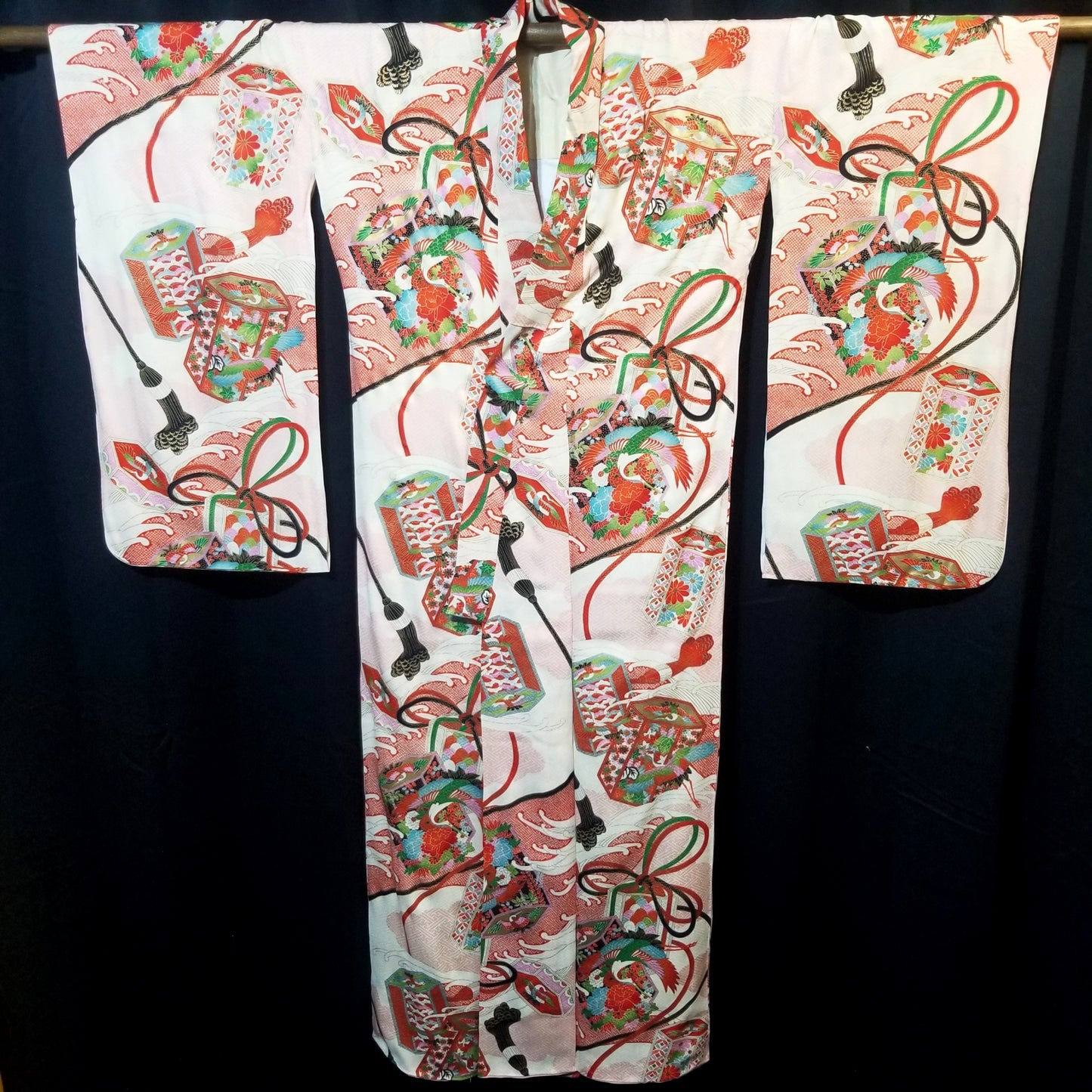 "Kai Awase" Vintage Girl's Kimono