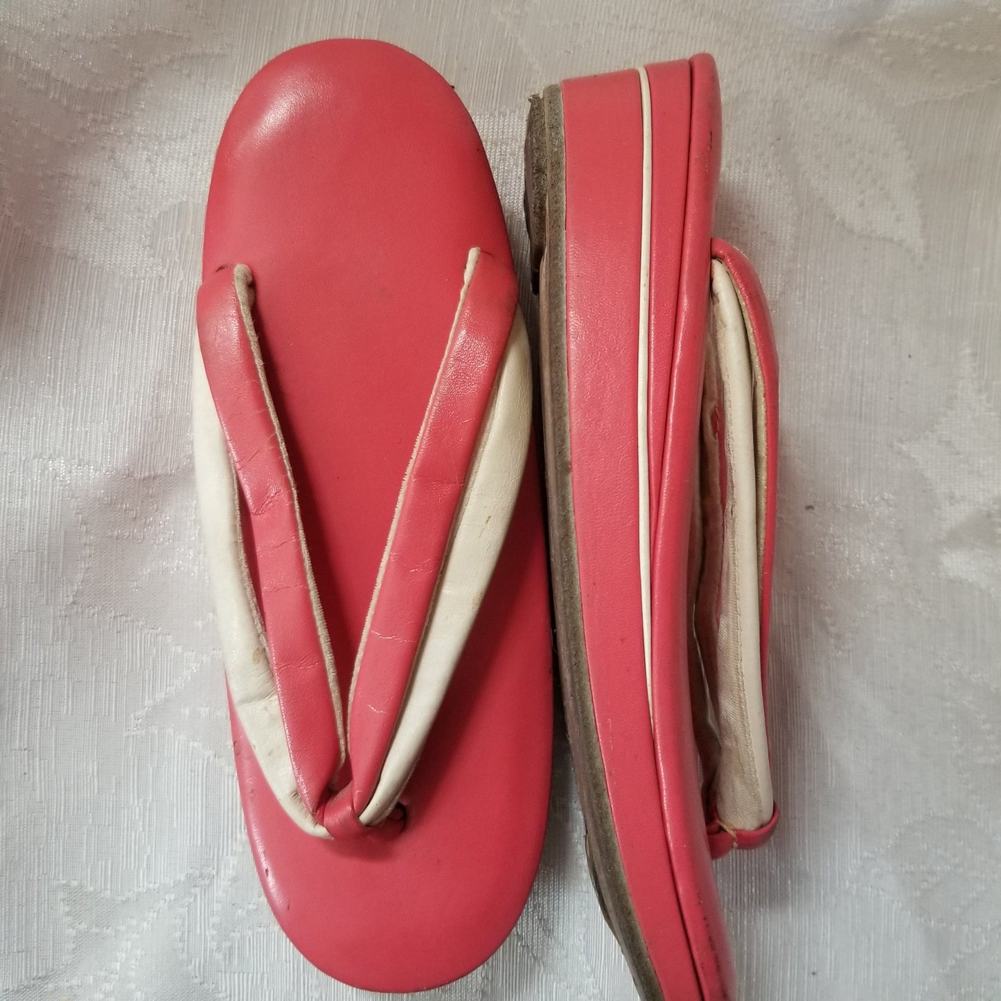 "Deep Salmon" Woman's Zori