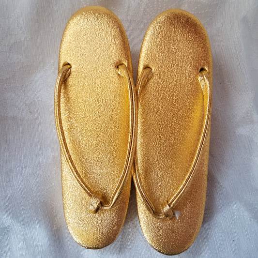 "Tall Gold" Woman's Zori